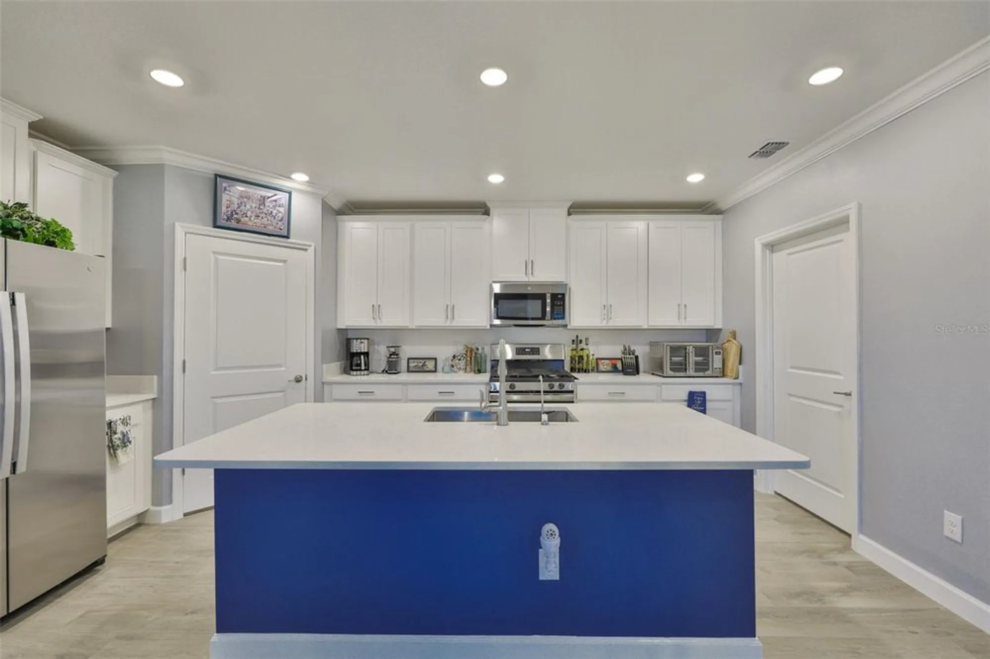 Property Slideshow image 5 of 39 | 17255 holly well ave, Wimauma, FL, 33598