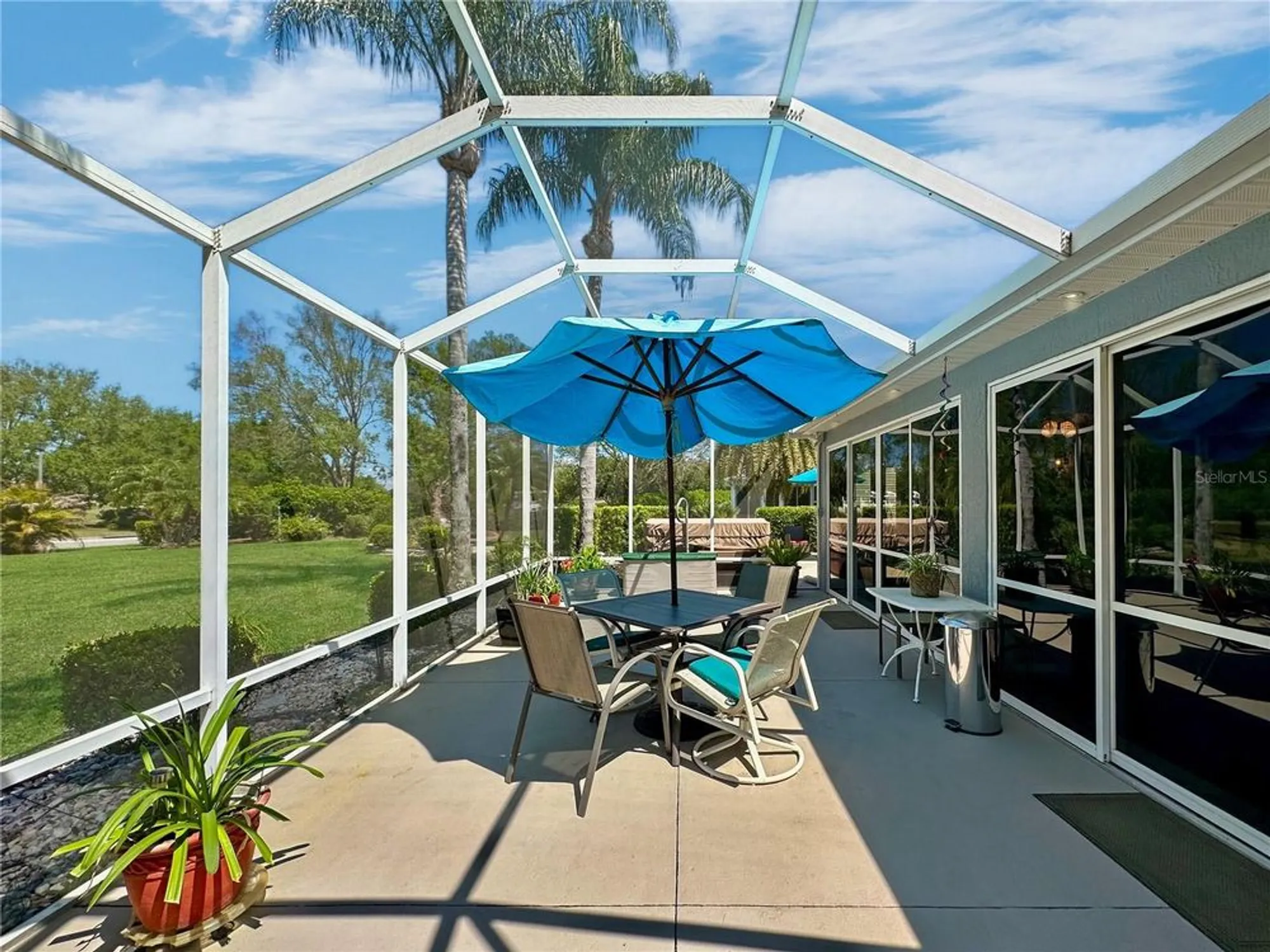 Property Slideshow image 36 of 42 | 867 castleberry cir, The Villages, FL, 32162