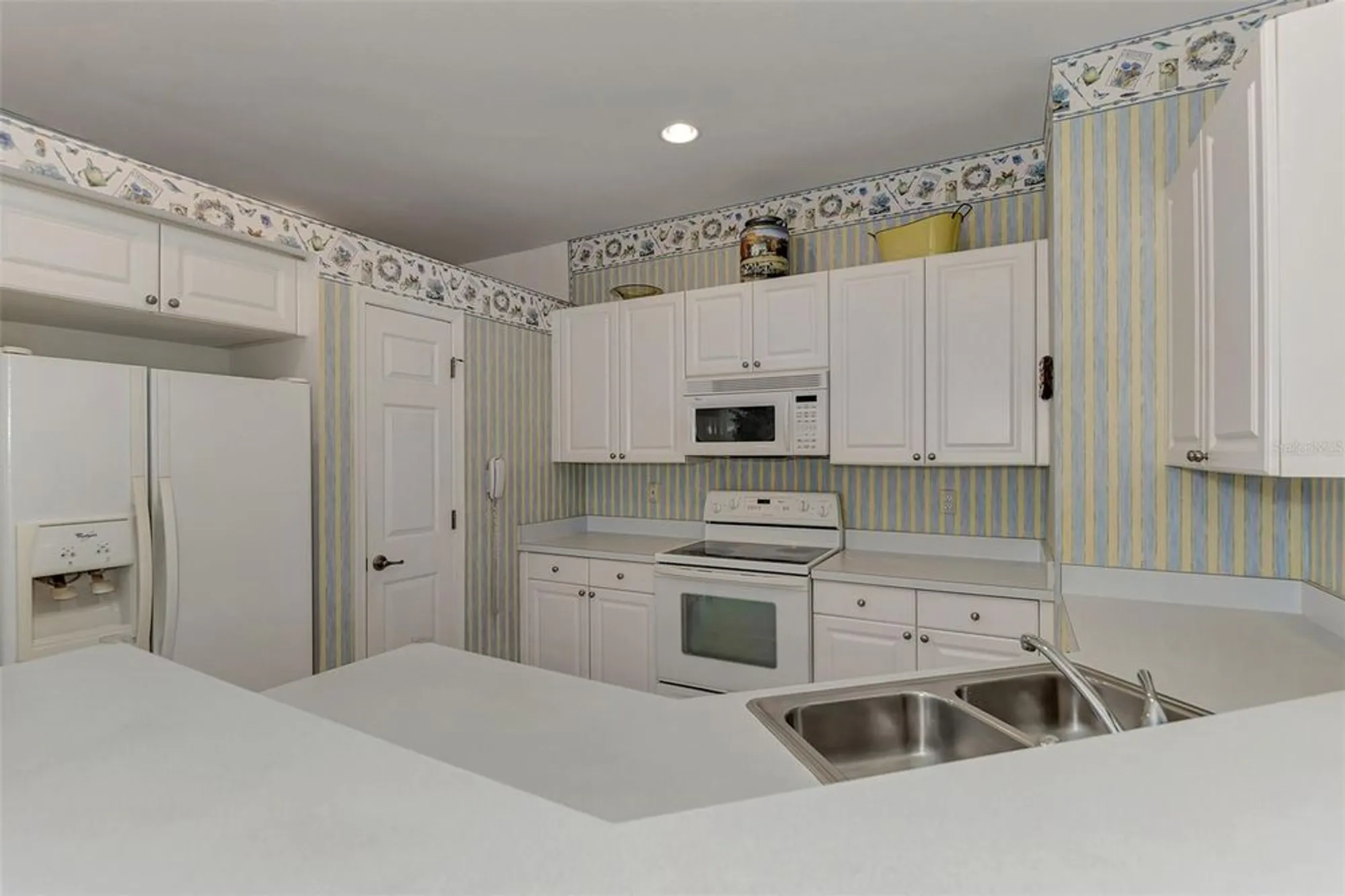 Property Slideshow image 19 of 67 | 3390 osprey ln, Port Charlotte, FL, 33953