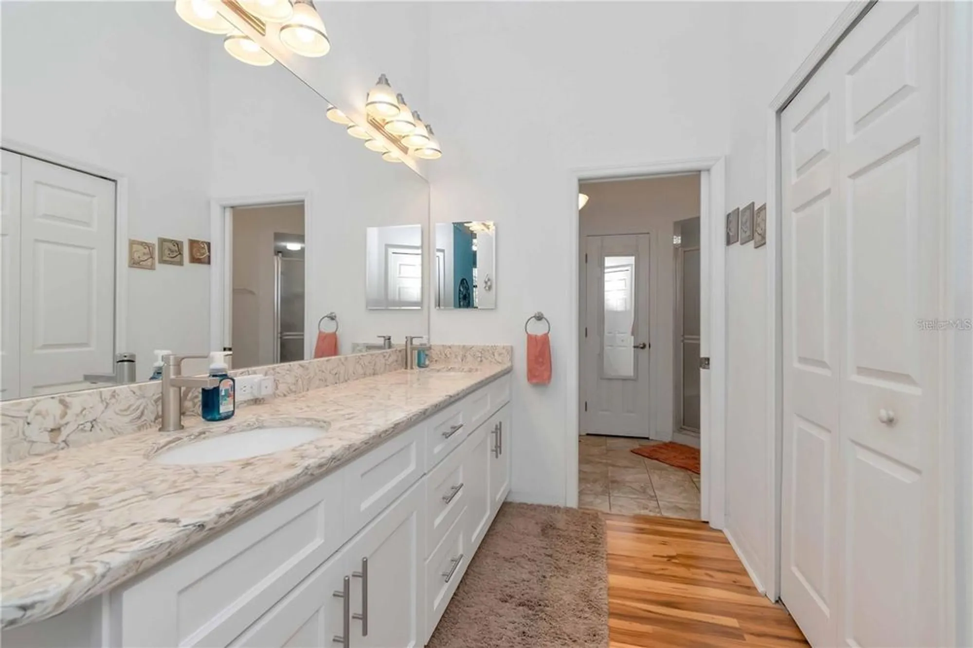 Property Slideshow image 19 of 39 | 9626 woodhollow ct, New Port Richey, FL, 34655