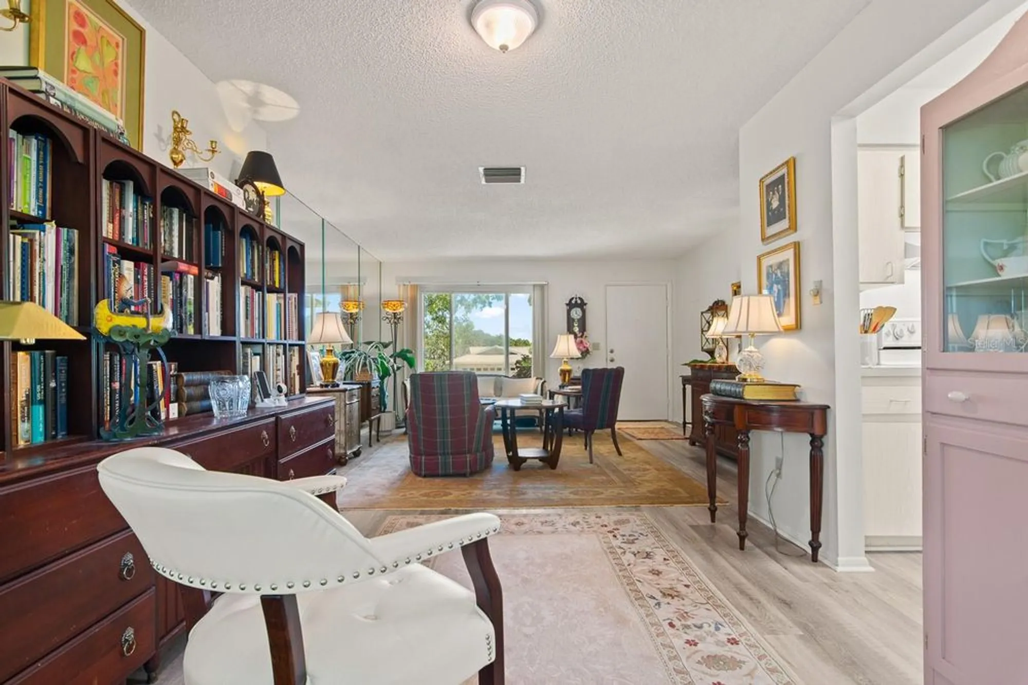 Property Slideshow image 8 of 45 | 1212 timberbrooke dr, Palm Harbor, FL, 34684