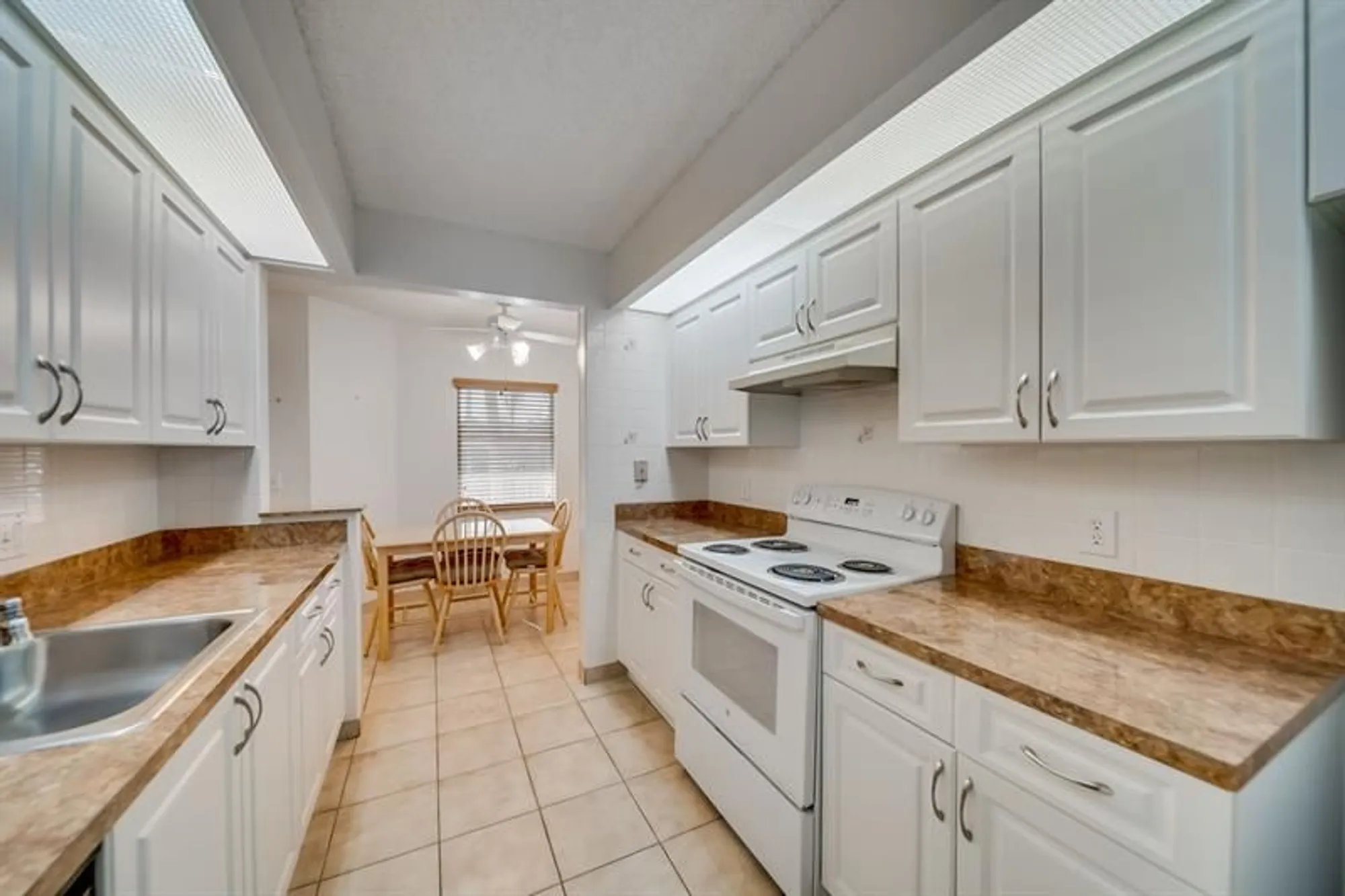 Property Slideshow image 28 of 54 | 13105 sw 16th ct 209l, Pembroke Pines, FL, 33027