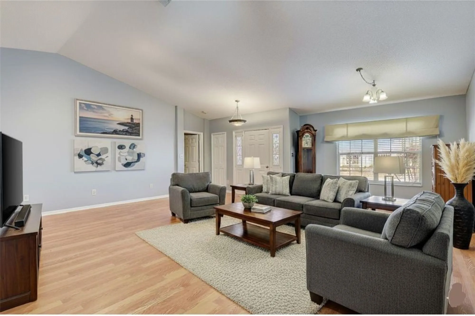 Property Slideshow image 4 of 43 | 25273 lost oak cir, Leesburg, FL, 34748