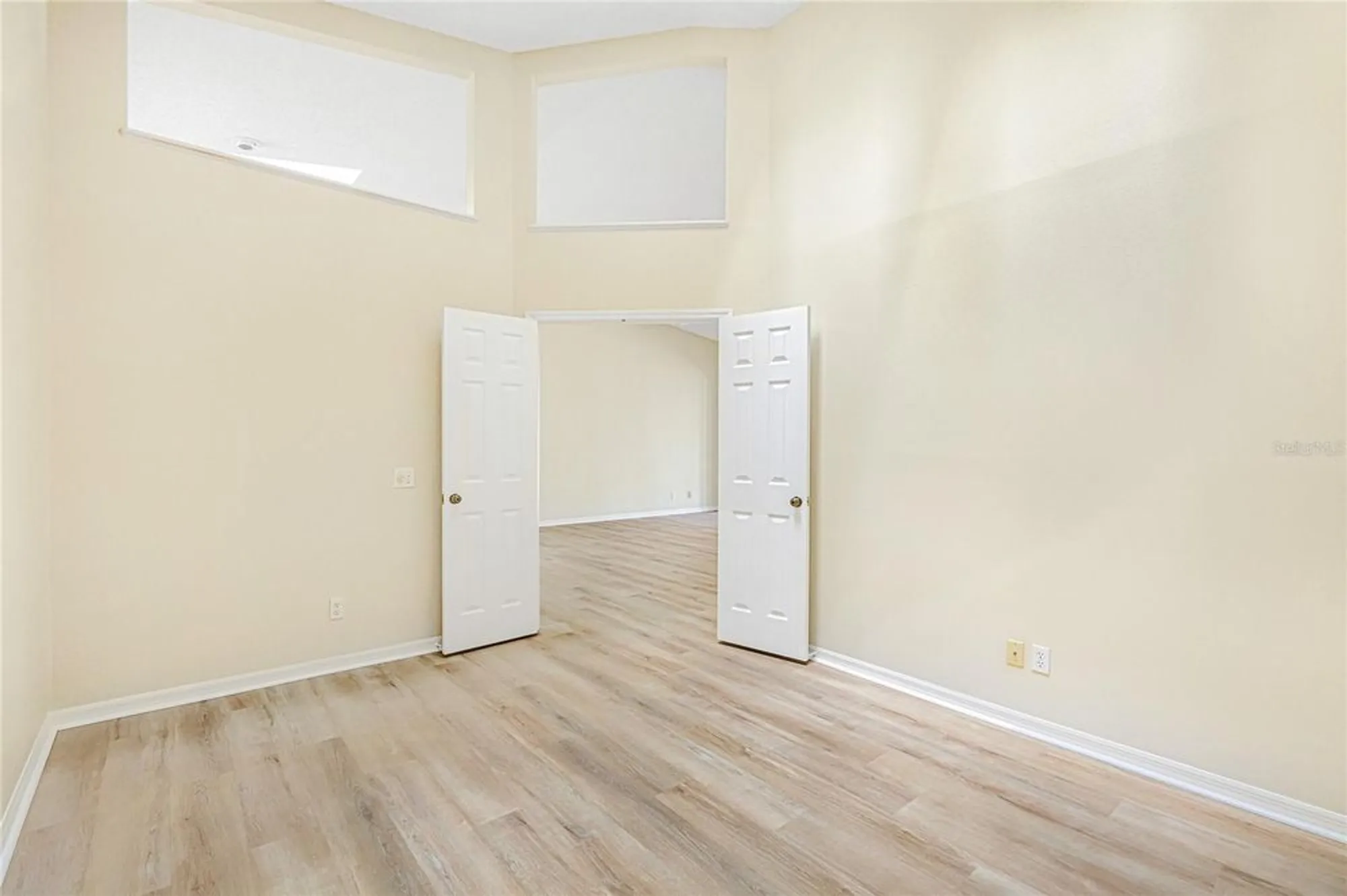 Property Slideshow image 22 of 44 | 7106 saint andrews ln, Sarasota, FL, 34243