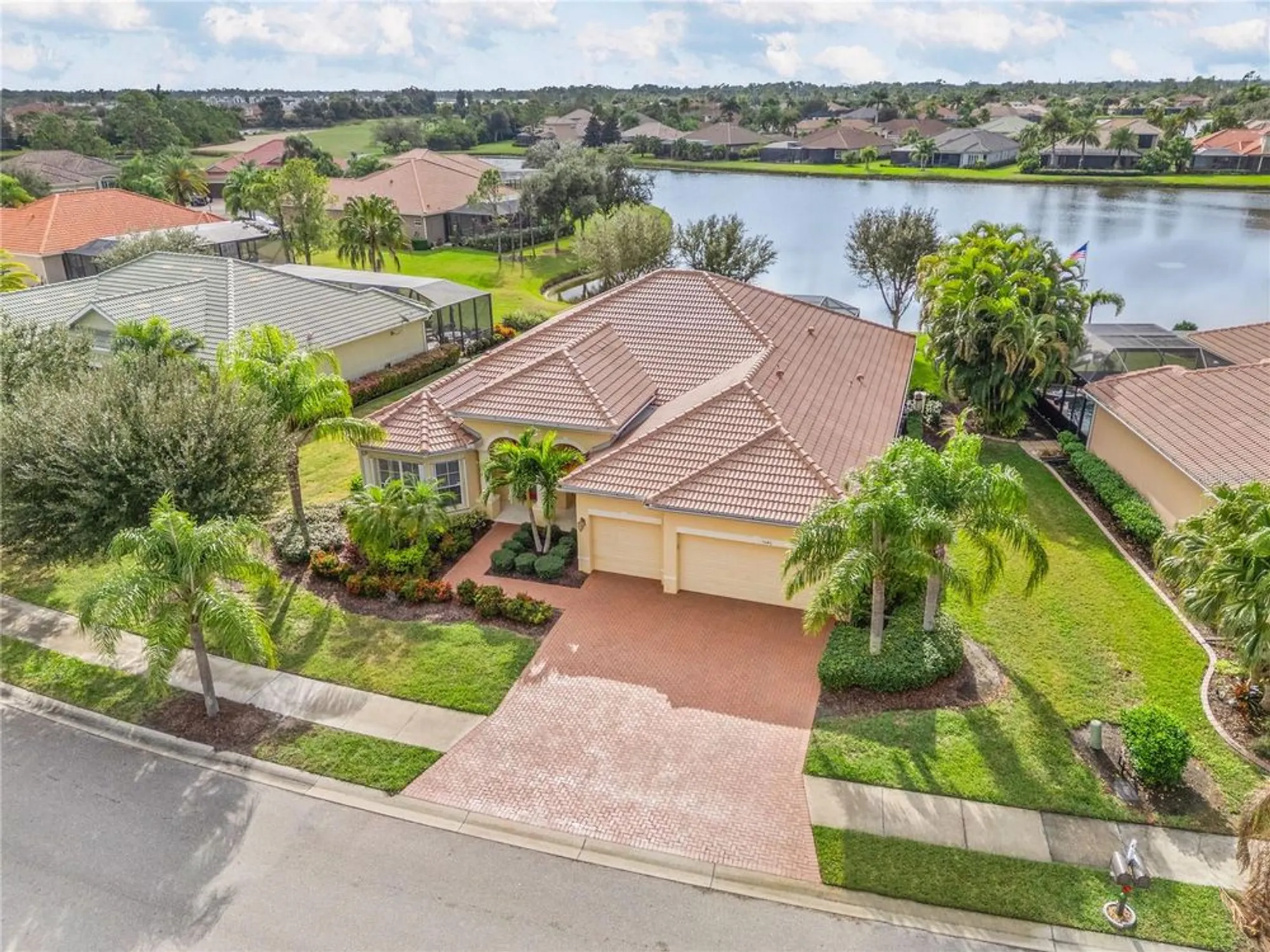 Property Slideshow image 40 of 67 | 1646 creek nine dr, North Port, FL, 34291