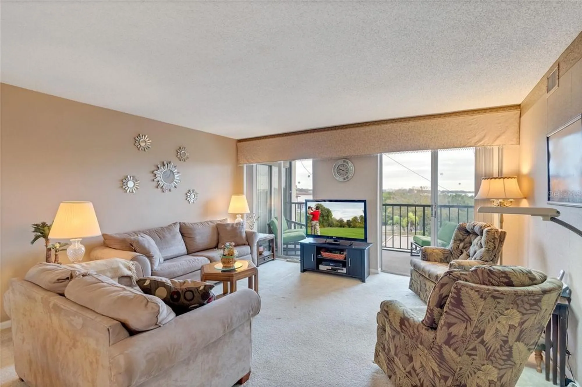 Property Slideshow image 10 of 38 | 19029 us highway 19 n apt 9-308, Clearwater, FL, 33764