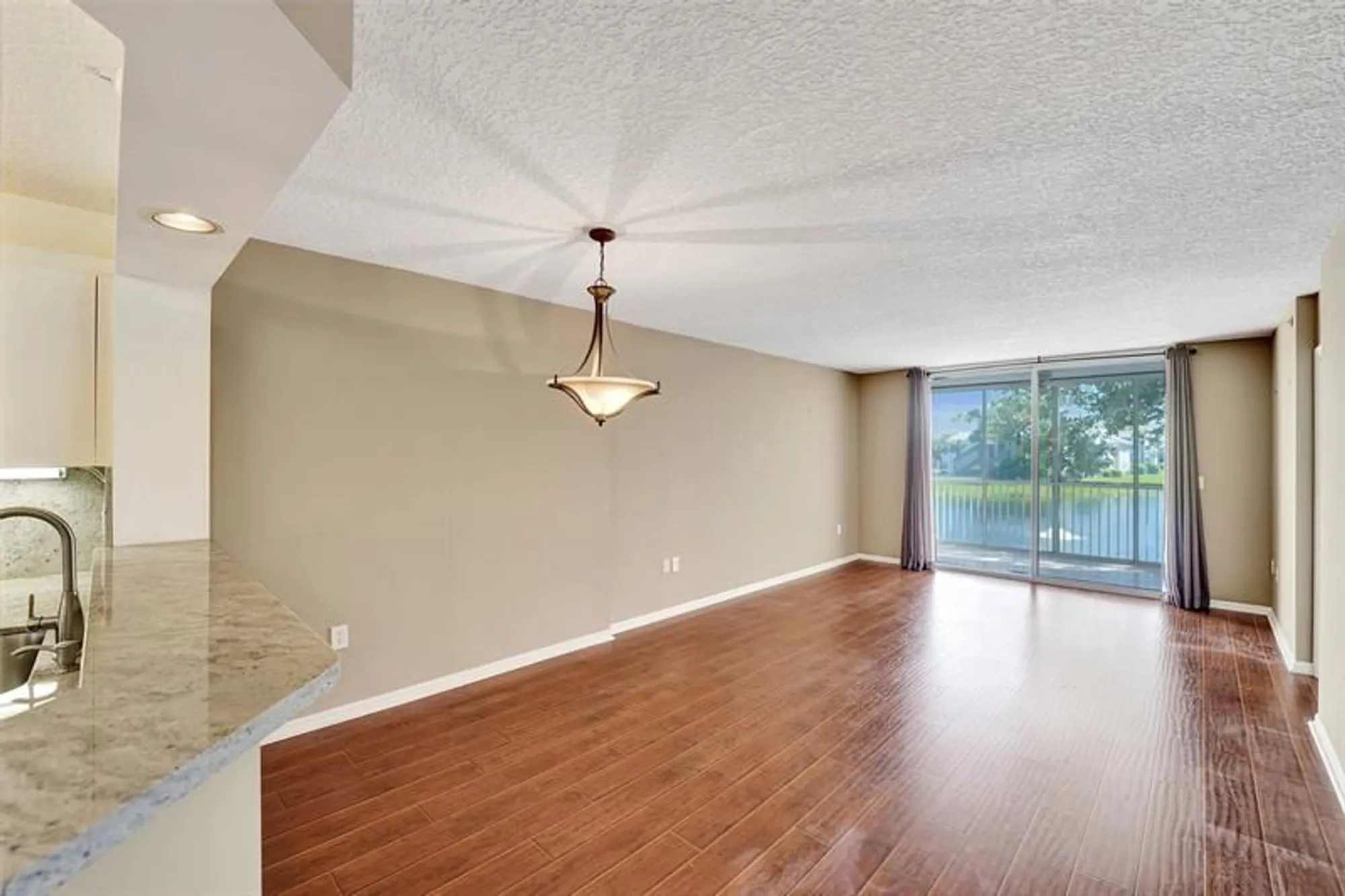 Property Slideshow image 18 of 69 | 9563 weldon cir apt d212, Fort Lauderdale, FL, 33321