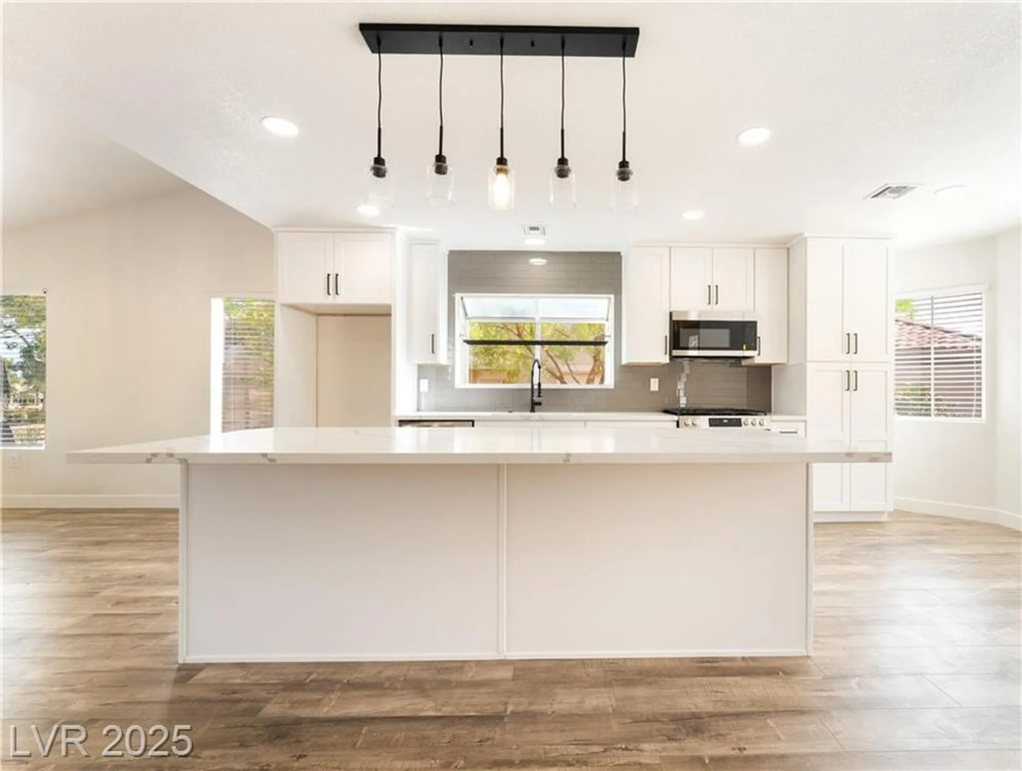 Property Slideshow image 3 of 36 | 2505 showcase dr, Las Vegas, NV, 89134