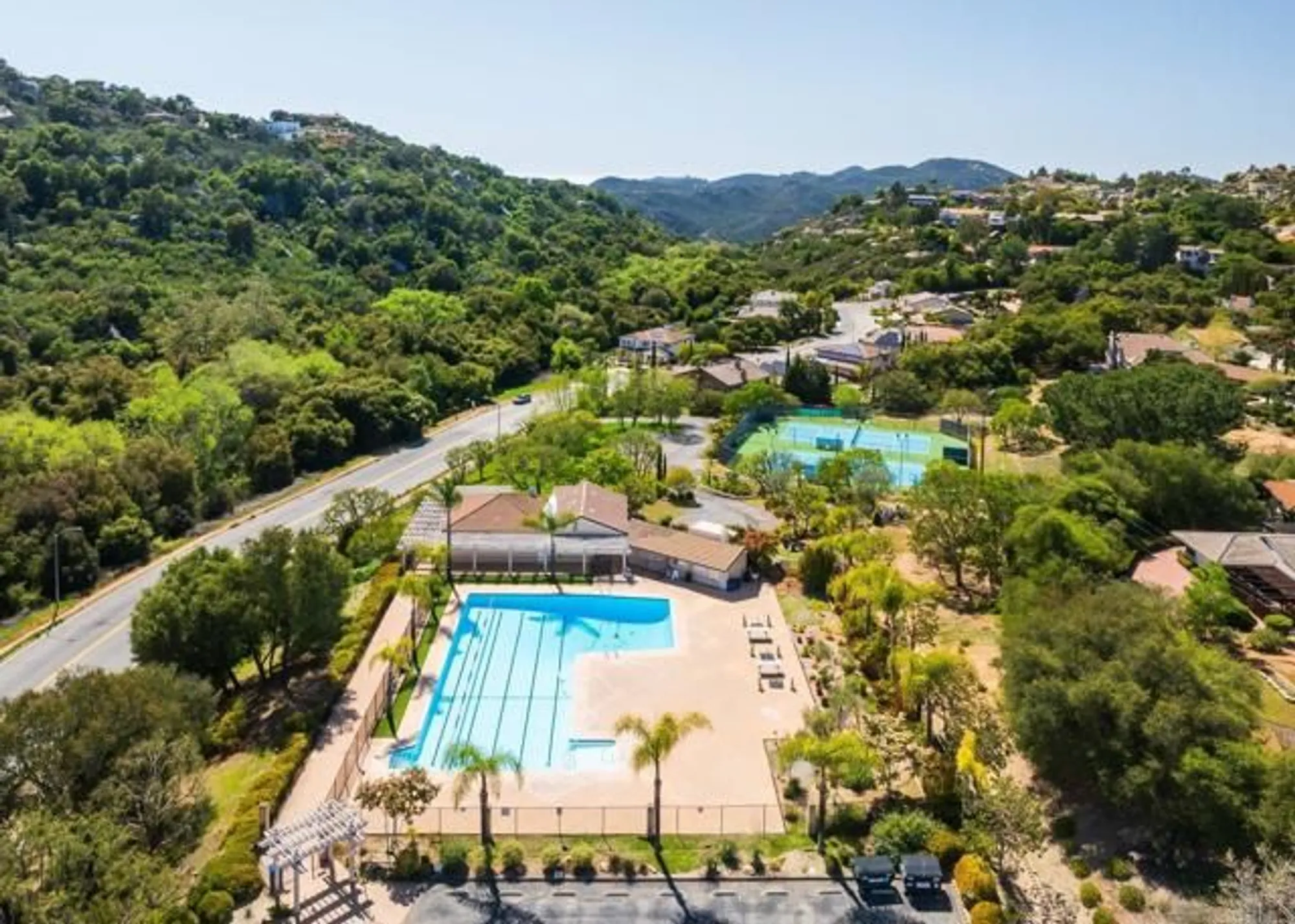 Property Slideshow image 49 of 53 | 10512 moon view way, Escondido, CA, 92026