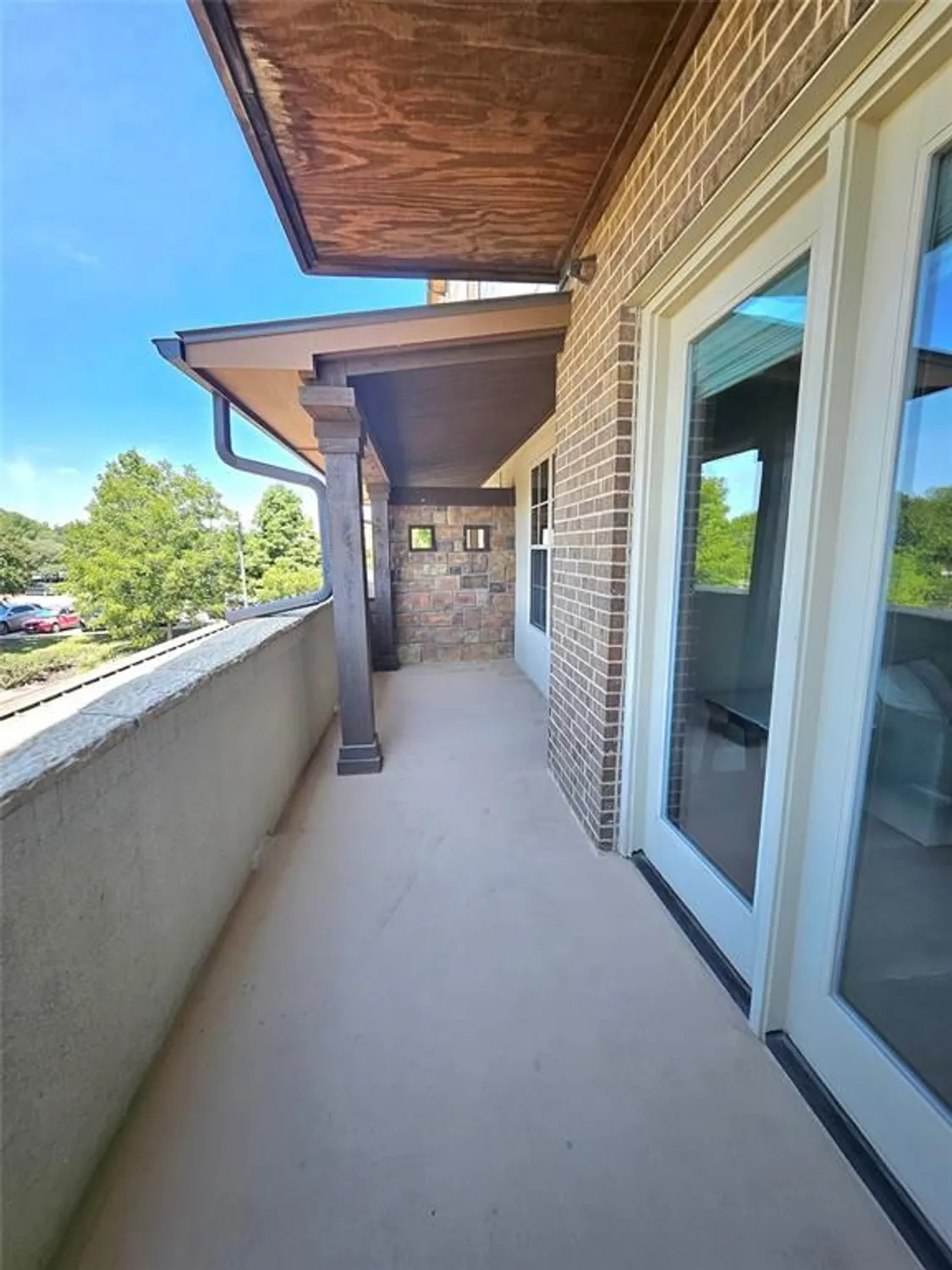 Property Slideshow image 5 of 35 | 301 watermere dr apt 216, Southlake, TX, 76092