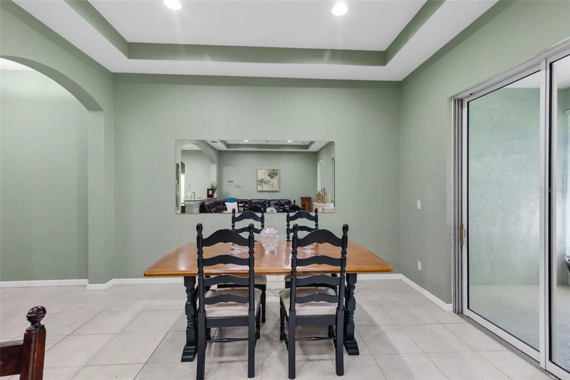 Property Slideshow image 11 of 64 | 2404 kensington greens dr, Sun City Center, FL, 33573