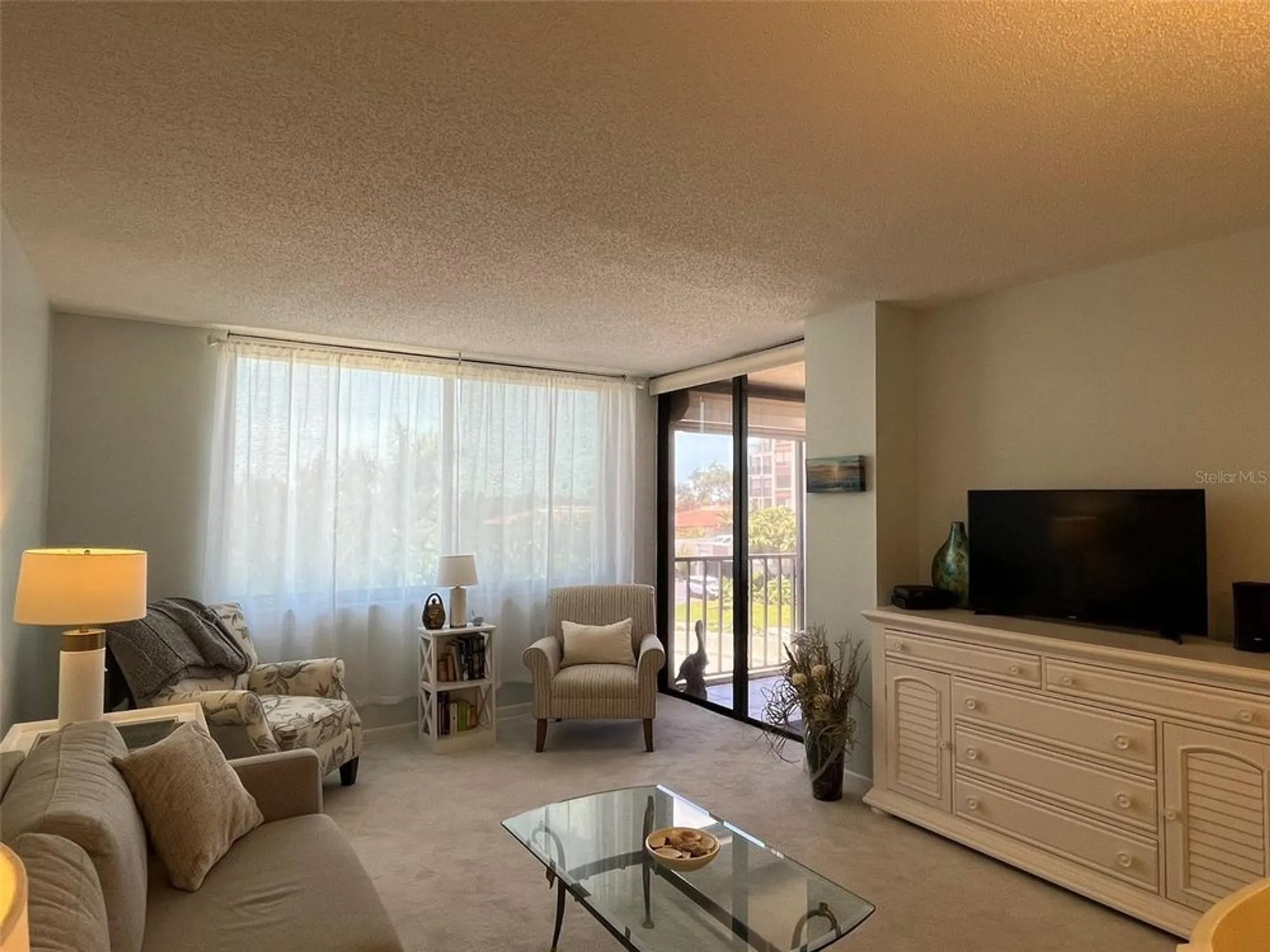 Property Slideshow image 15 of 32 | 6218 palma del mar blvd s apt 303, St Petersburg, FL, 33715