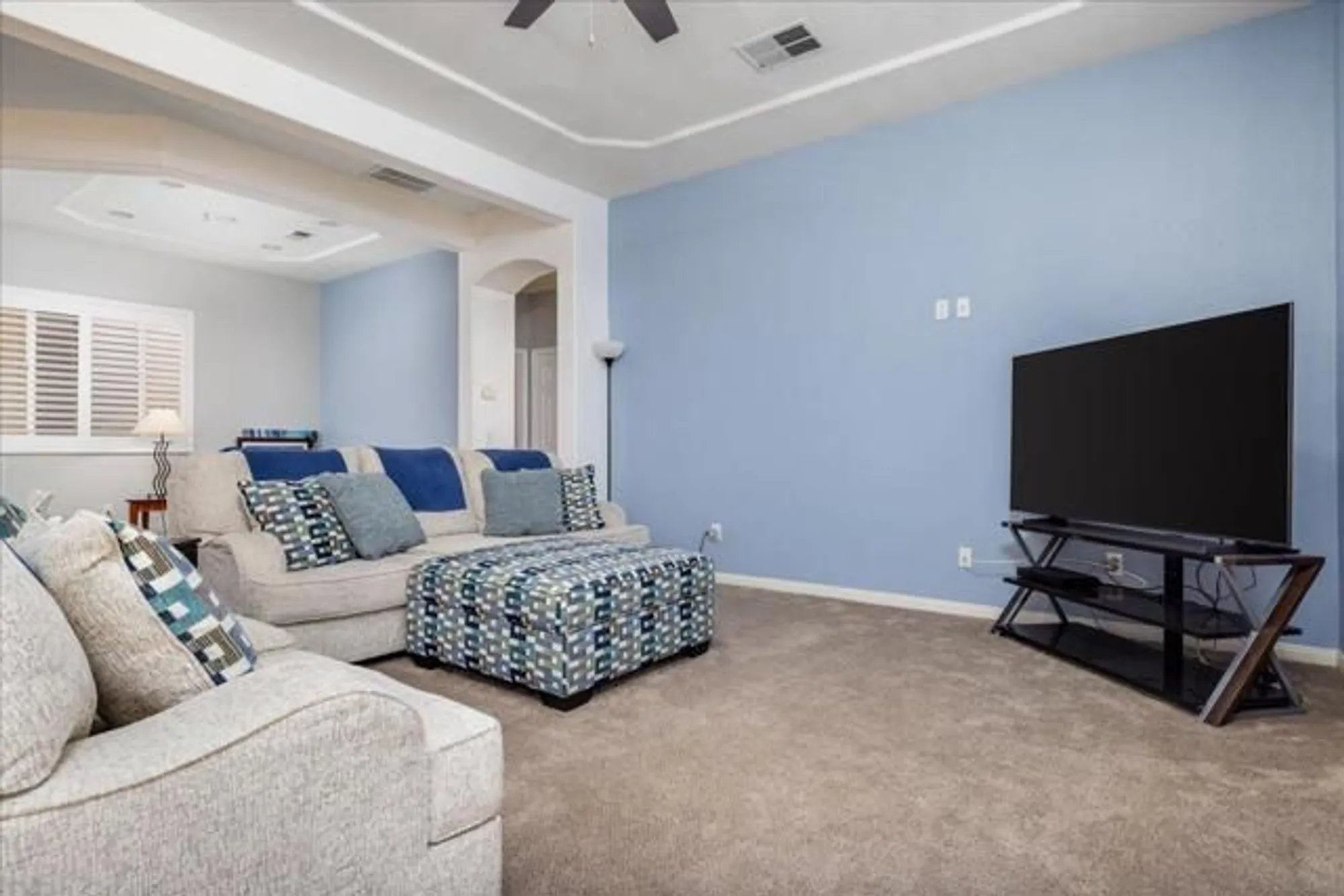 Property Slideshow image 8 of 40 | 2165 birdie dr, Banning, CA, 92220