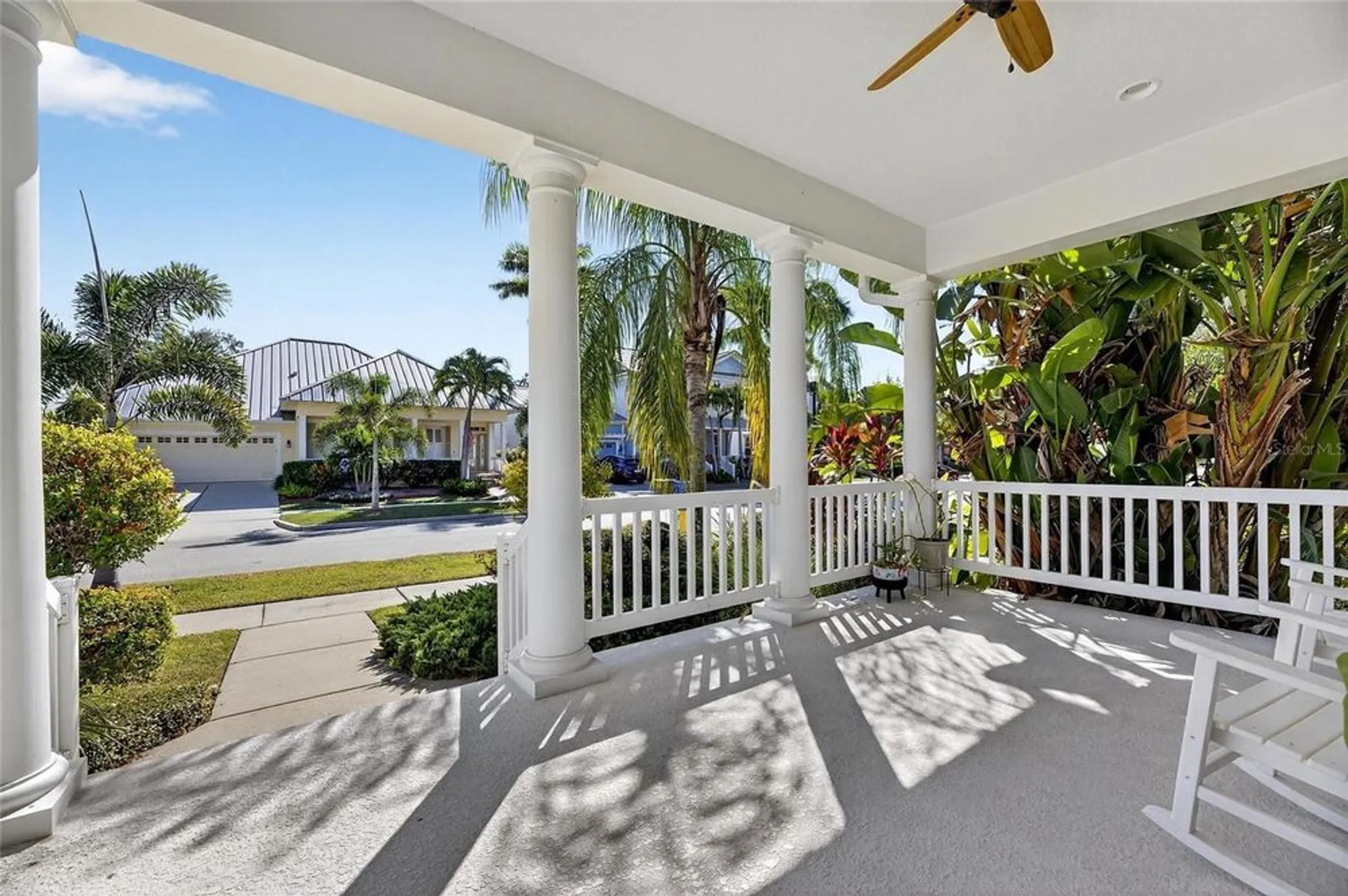 Property Slideshow image 4 of 97 | 413 manns harbor dr, Apollo Beach, FL, 33572