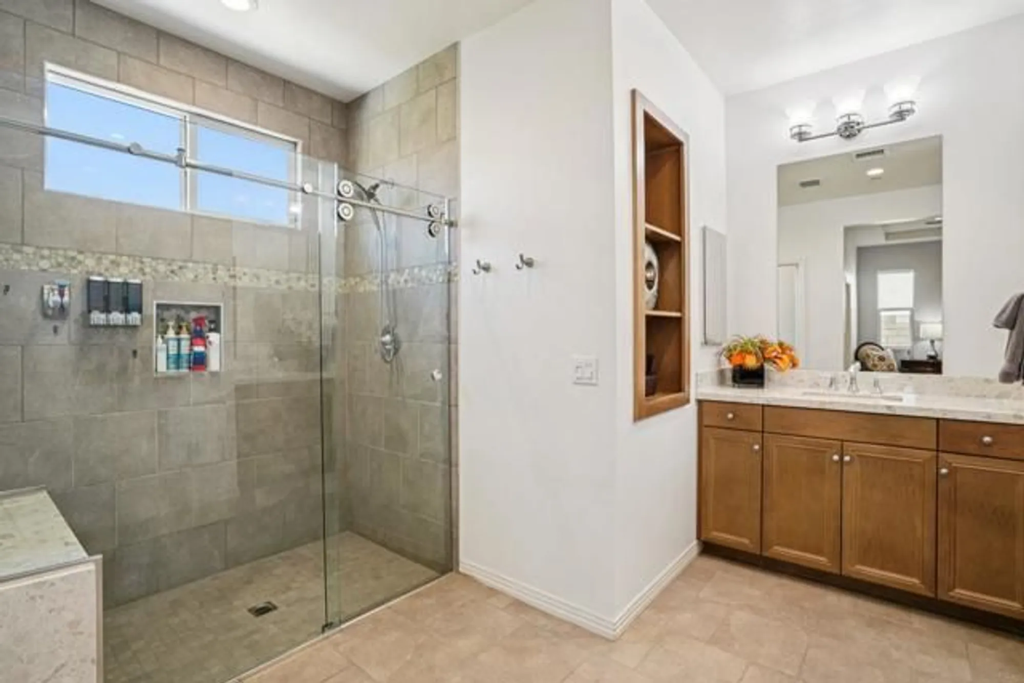 Property Slideshow image 27 of 49 | 78894 adesso way, Palm Desert, CA, 92211