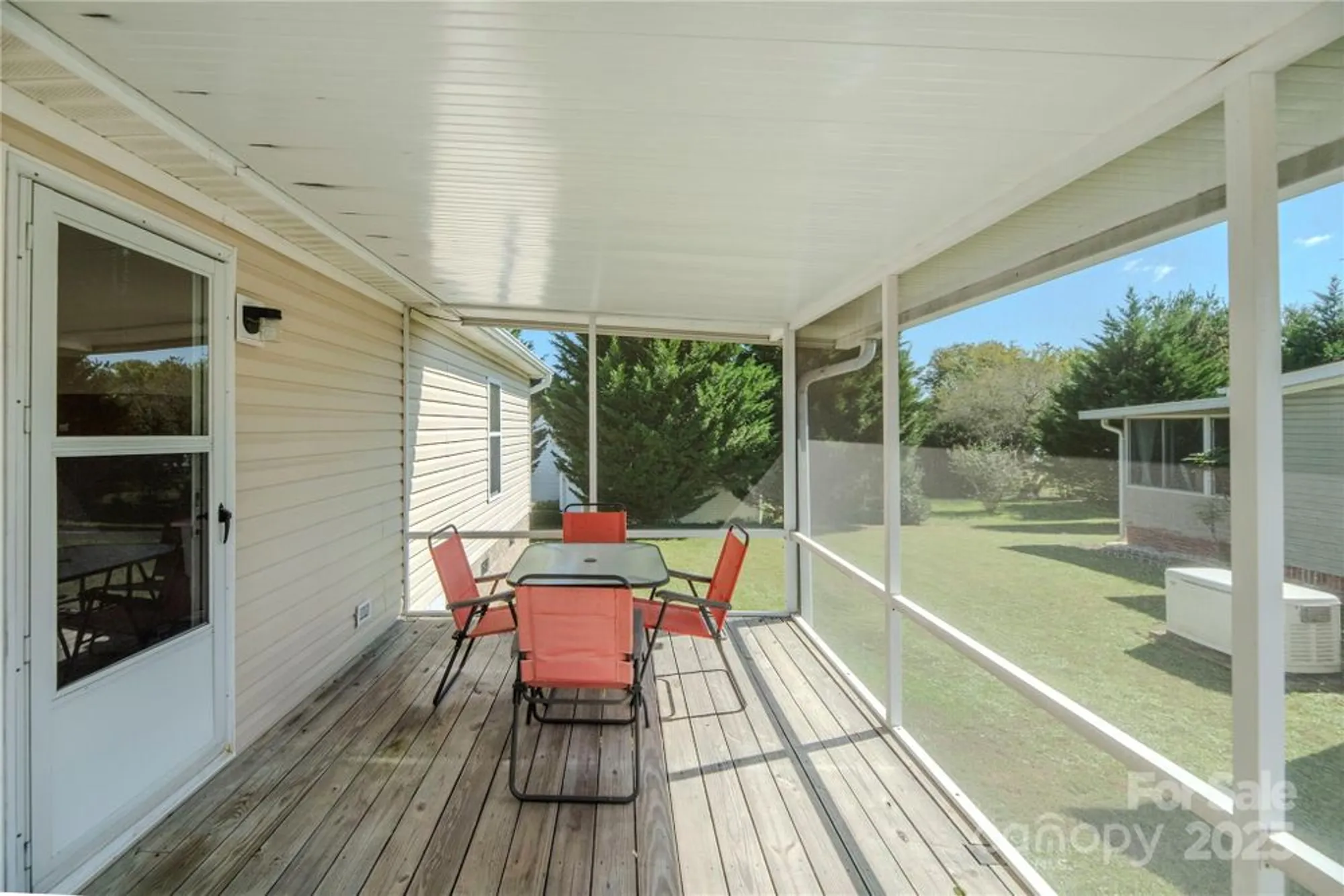 Property Slideshow image 16 of 22 | 14 beechnut dr, Hendersonville, NC, 28739