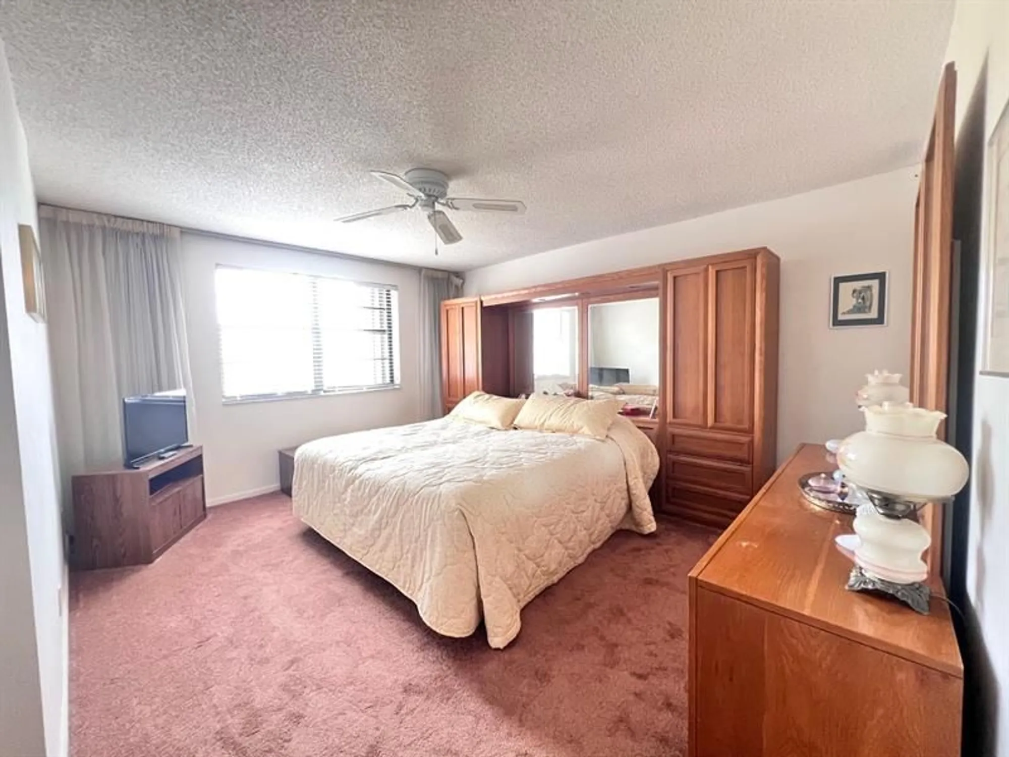 Property Slideshow image 13 of 19 | 4930 e sabal palm blvd 409, Tamarac, FL, 33319