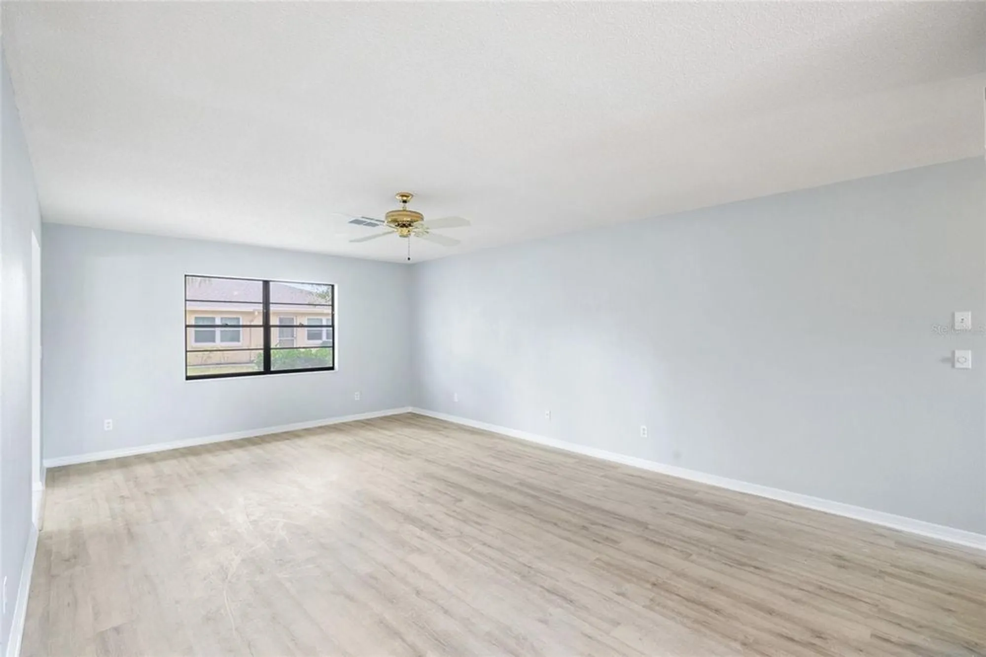 Property Slideshow image 9 of 33 | 1530 ingram dr # 1530, Sun City Center, FL, 33573