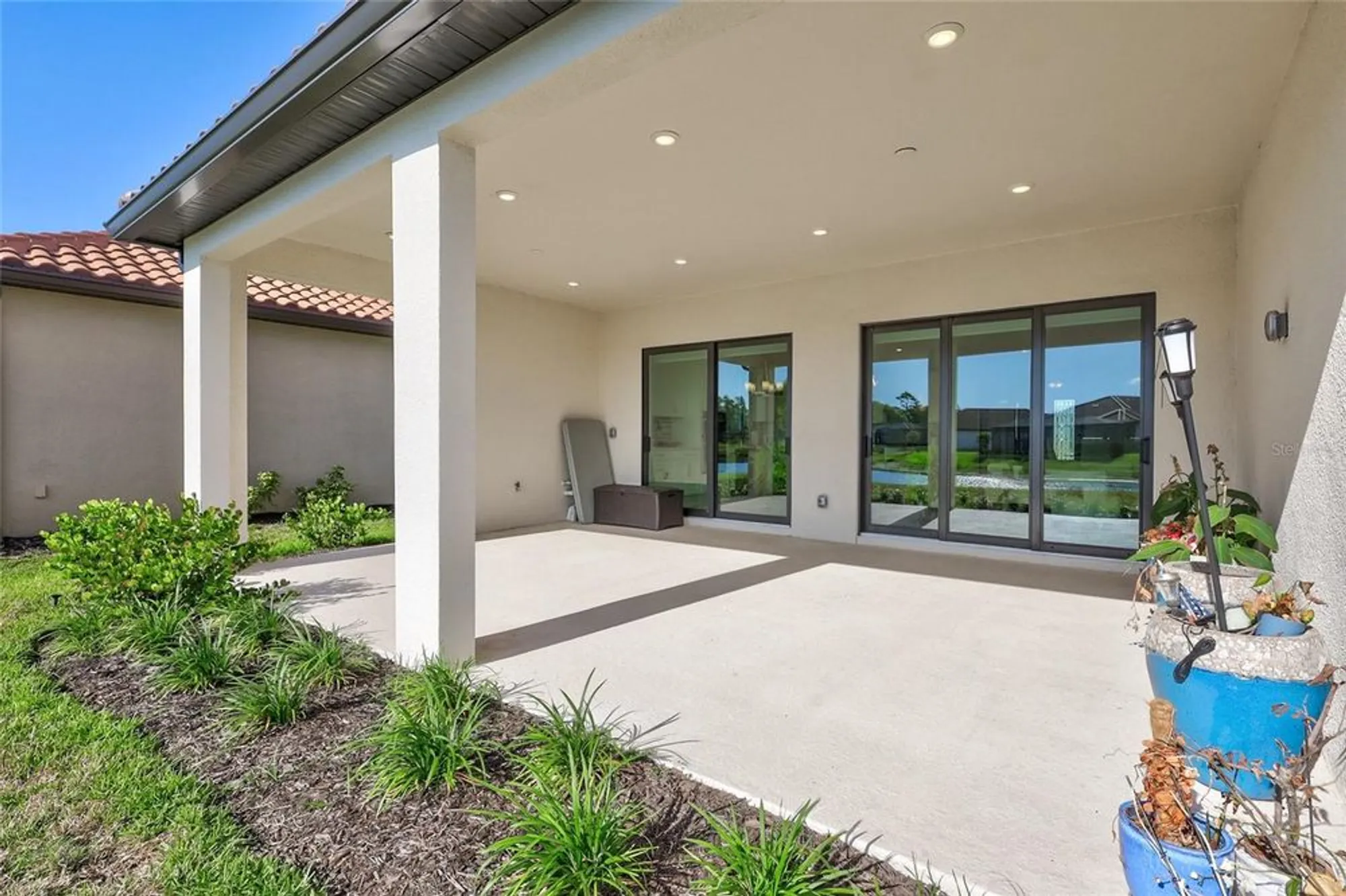 Property Slideshow image 36 of 56 | 6203 grandview hill ct, Bradenton, FL, 34203