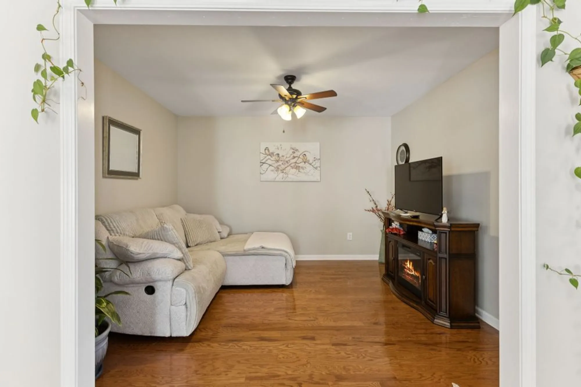 Property Slideshow image 16 of 44 | 644 village green cir, Murfreesboro, TN, 37128