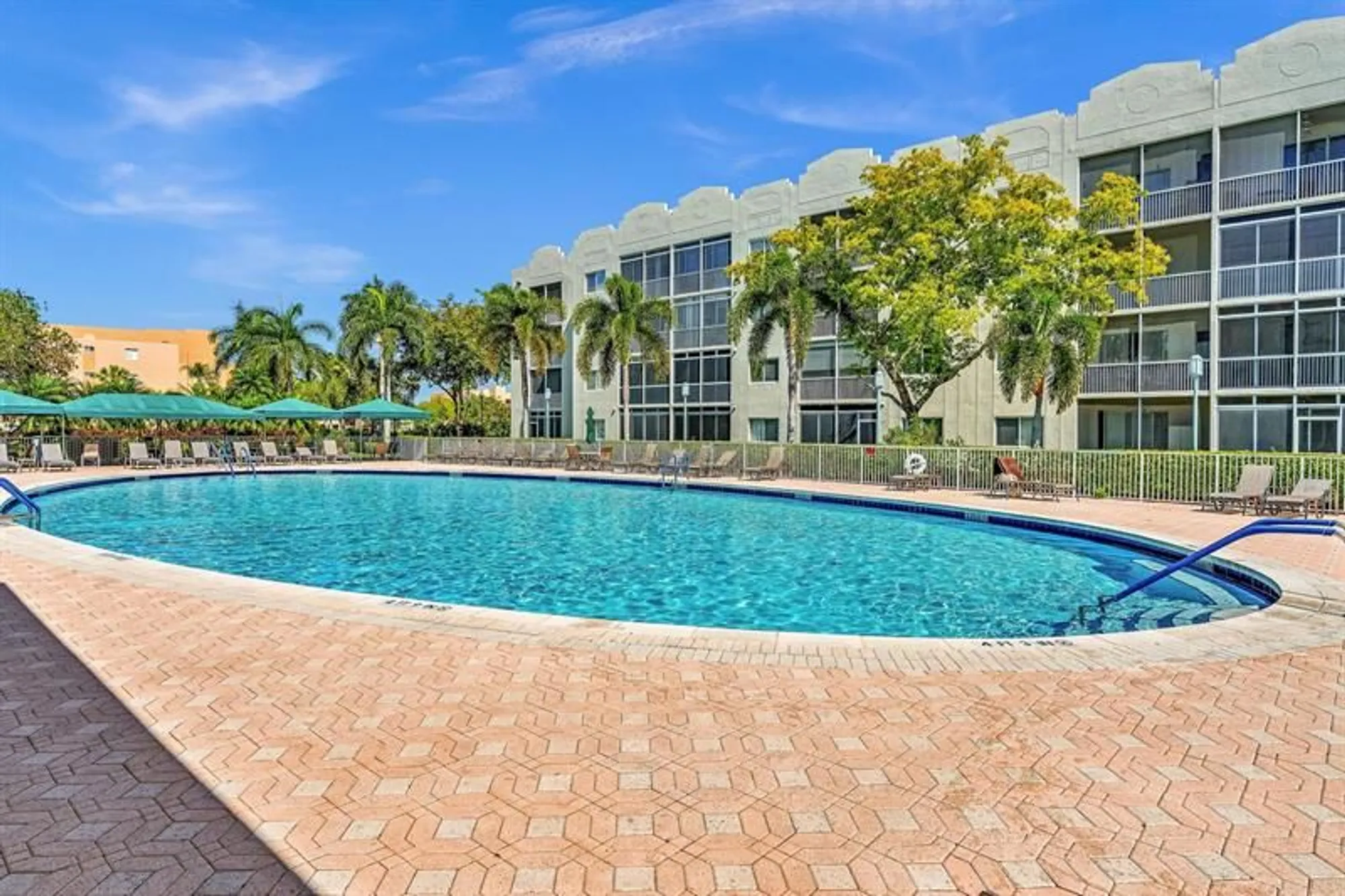 Property Slideshow image 46 of 76 | 7715 southampton ter 301, Tamarac, FL, 33321
