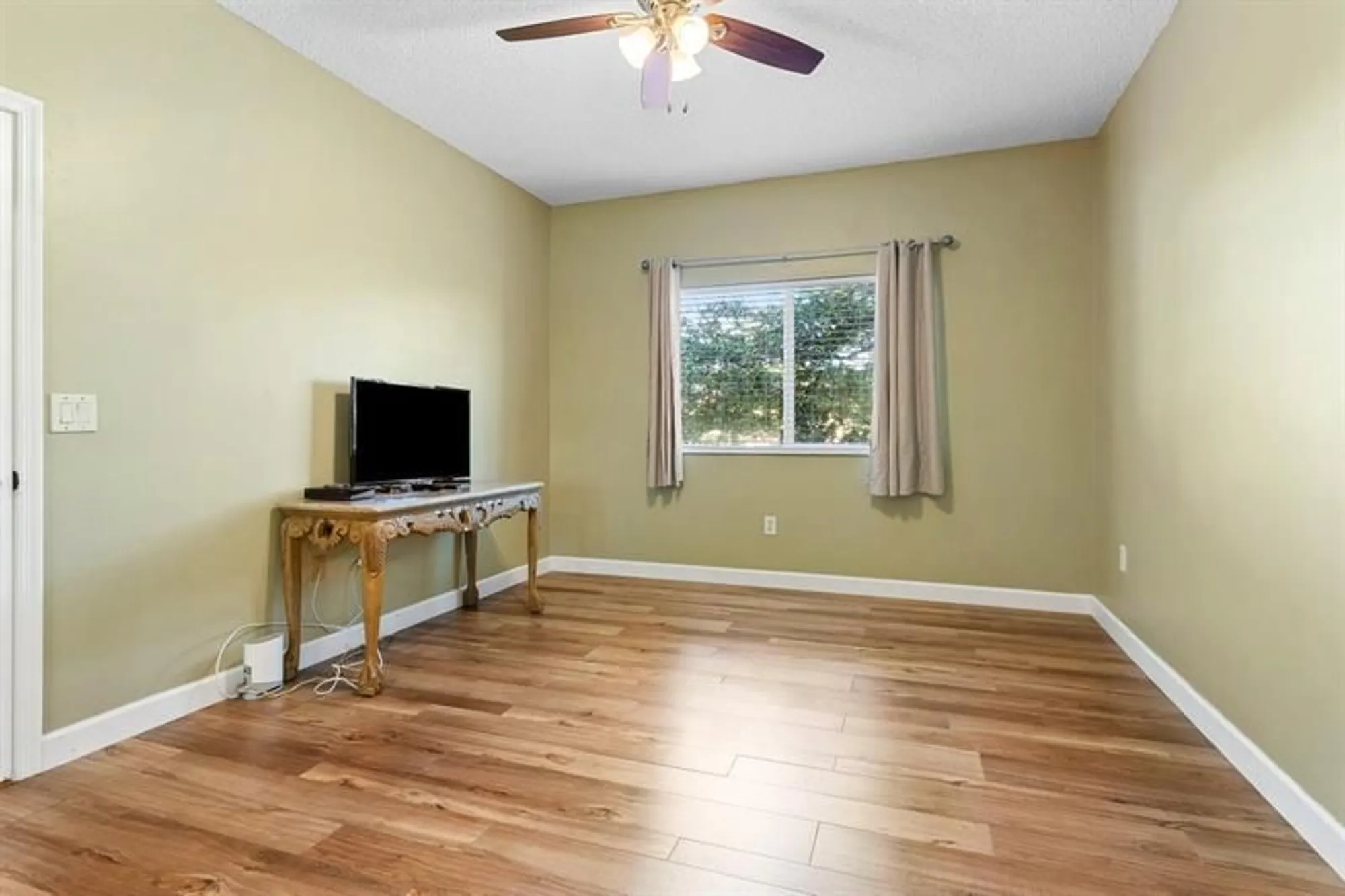Property Slideshow image 16 of 26 | 7775 southampton ter apt 310, Tamarac, FL, 33321