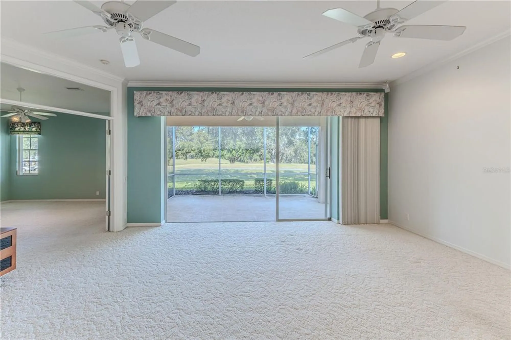 Property Slideshow image 13 of 57 | 15033 middle fairway dr, Spring Hill, FL, 34609