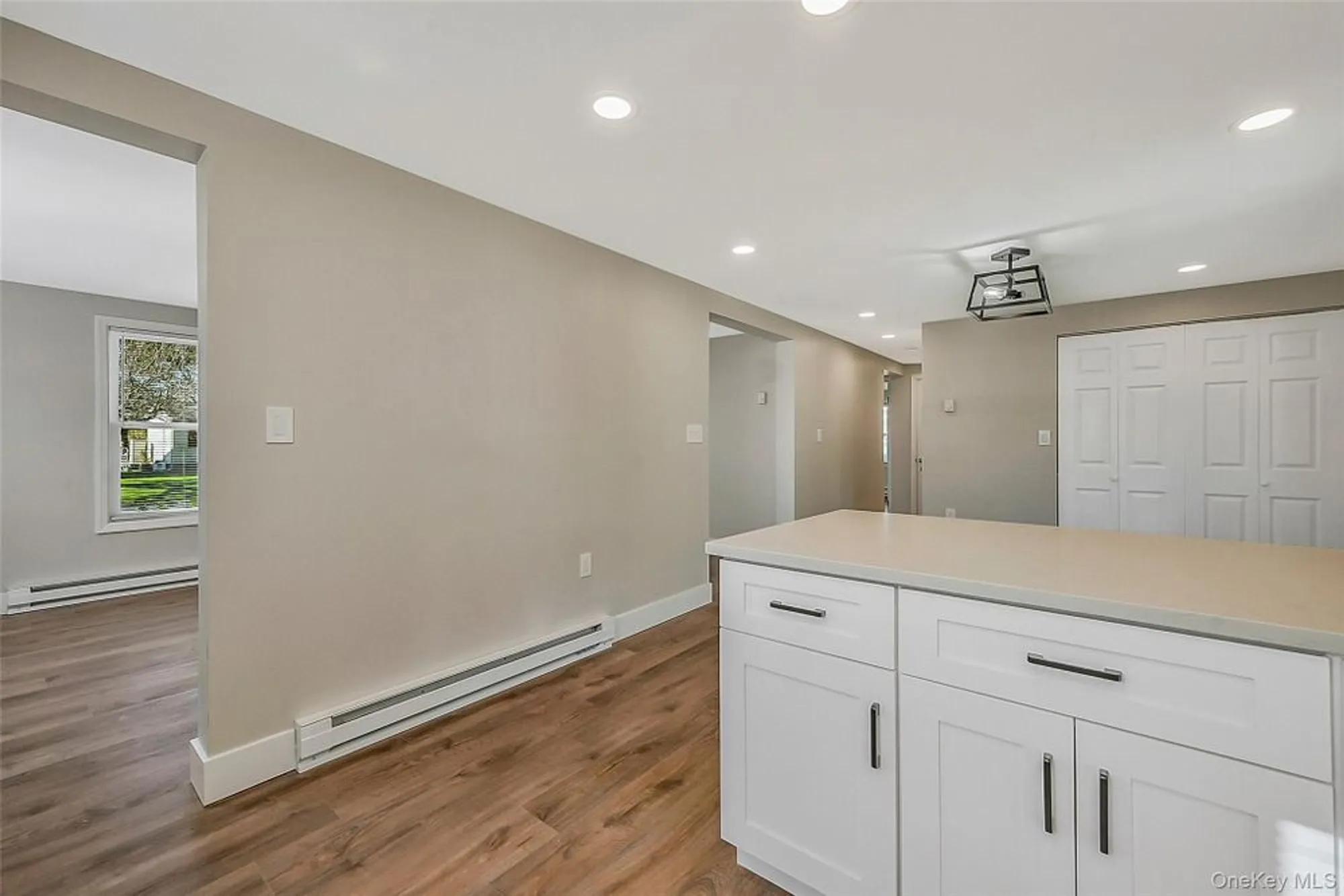 Property Slideshow image 13 of 40 | 23 limetree dr, Manorville, NY, 11949