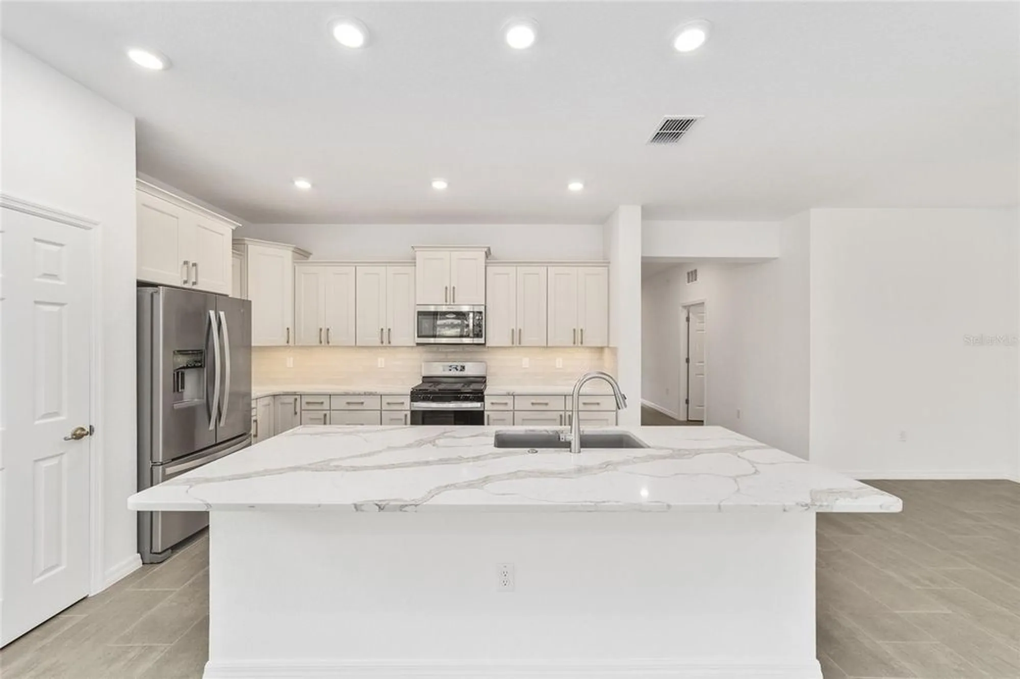 Property Slideshow image 20 of 42 | 10441 sw 106th ct, Ocala, FL, 34481