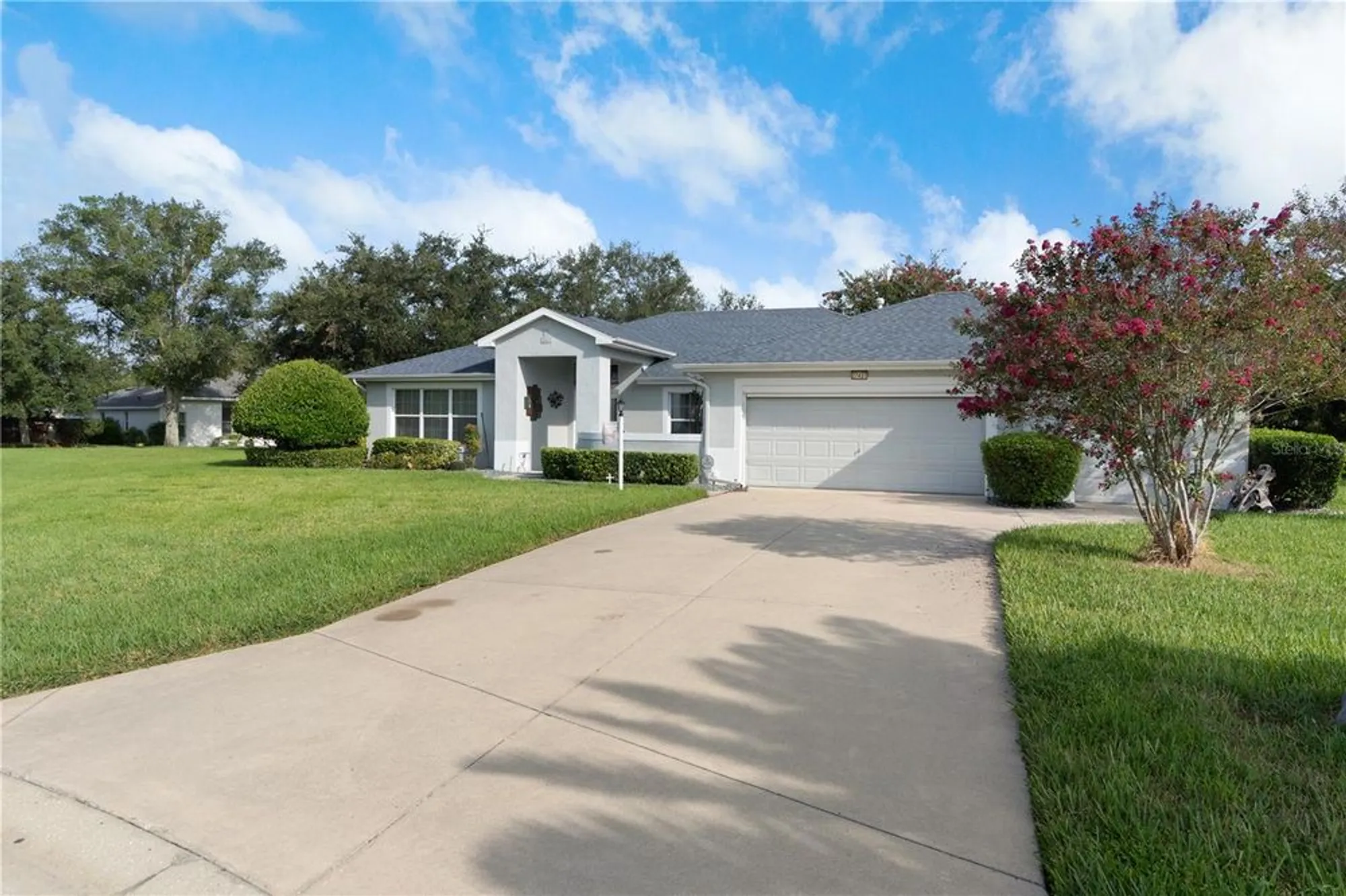 Property Slideshow image 3 of 35 | 27437 desert rose ct, Leesburg, FL, 34748
