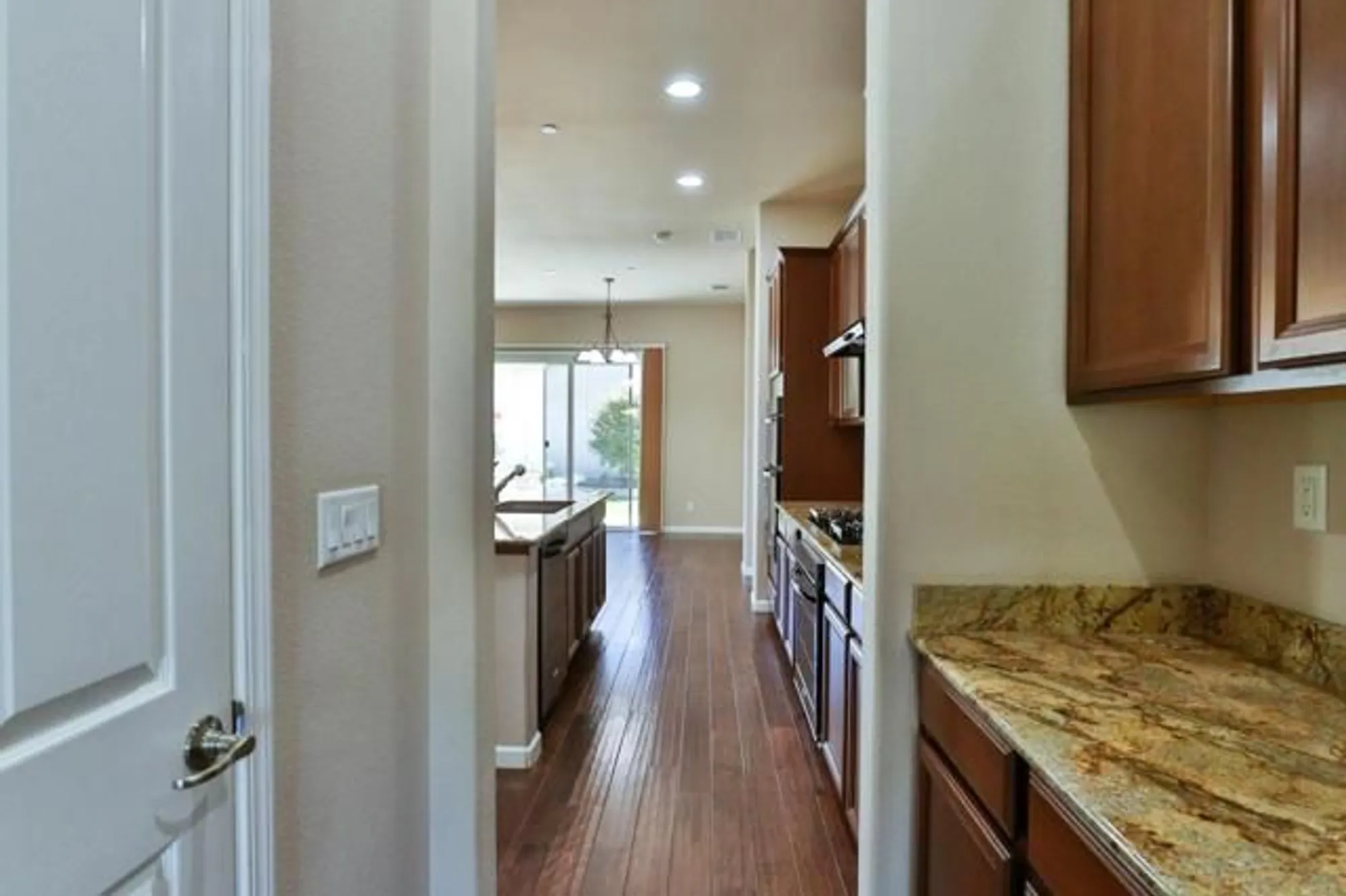 Property Slideshow image 19 of 107 | 2690 steeple run ln, Manteca, CA, 95336