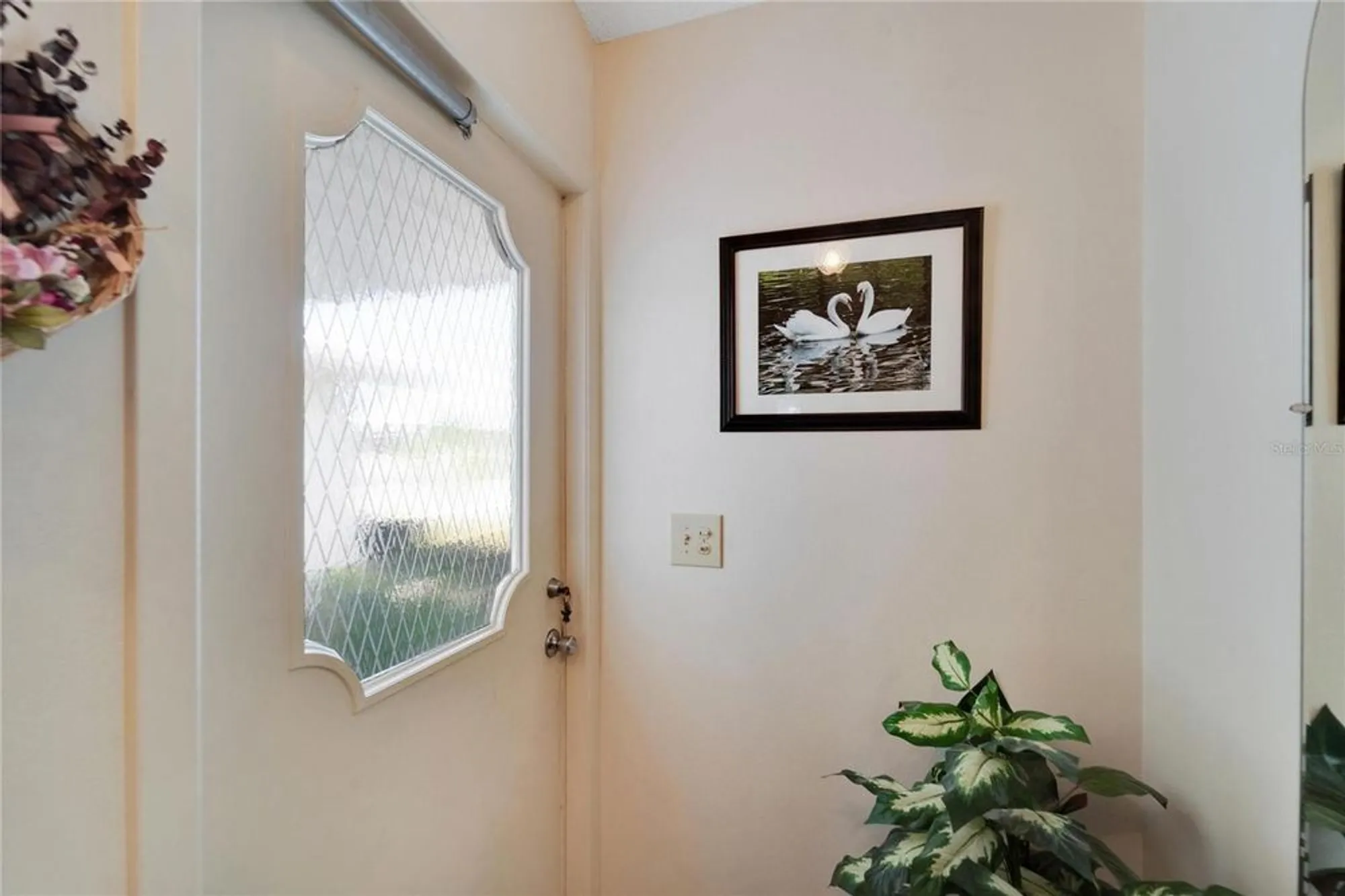 Property Slideshow image 19 of 42 | 612 allegheny dr, Sun City Center, FL, 33573