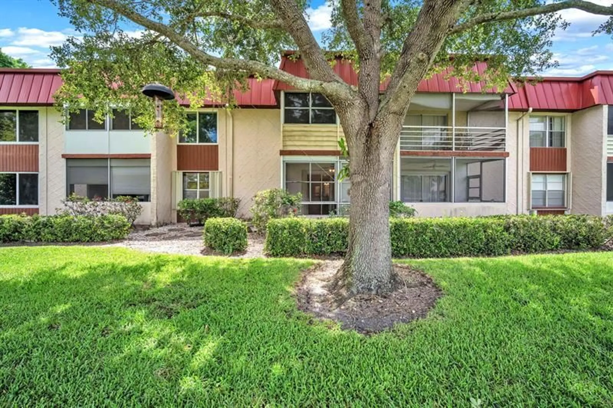 Property Slideshow image 6 of 33 | 12025 w greenway dr apt 104, Royal Palm Beach, FL, 33411