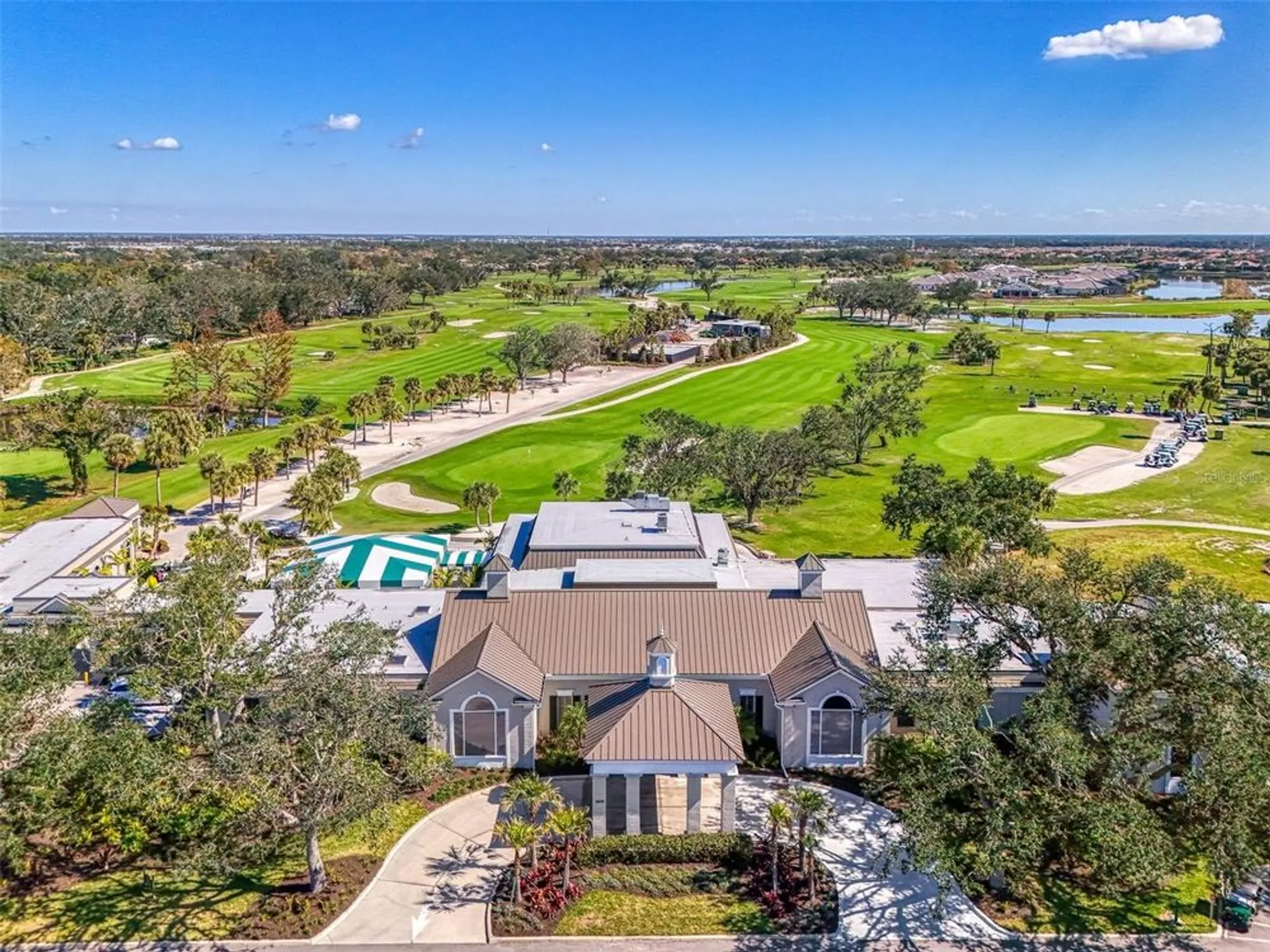 Property Slideshow image 84 of 99 | 15 fairway dr, Englewood, FL, 34223