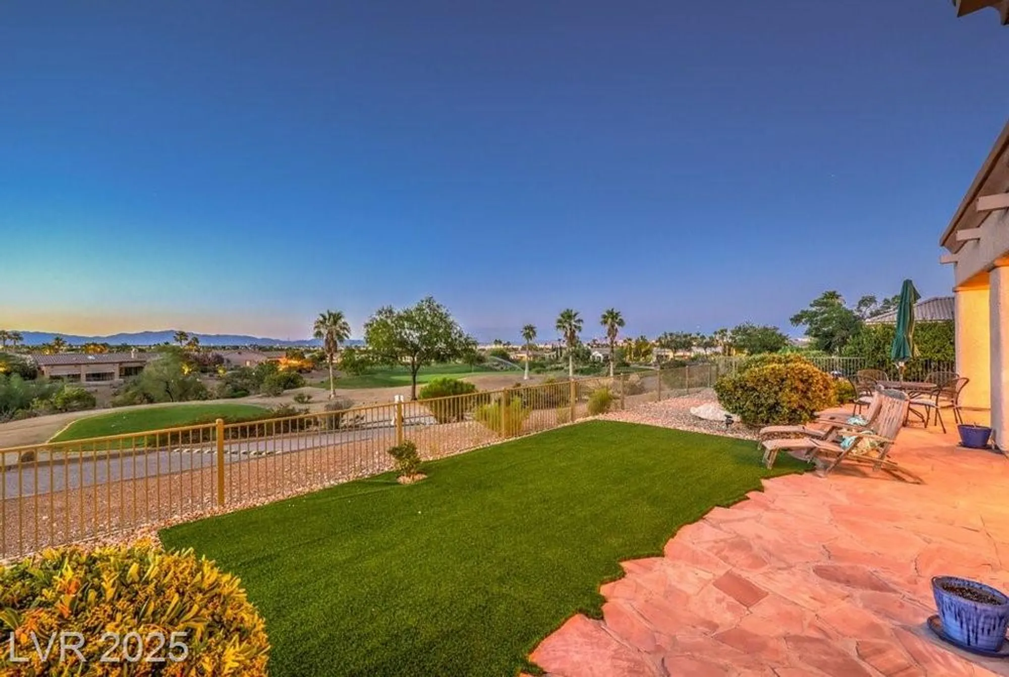 Property Slideshow image 17 of 39 | 10536 abisso dr, Las Vegas, NV, 89135
