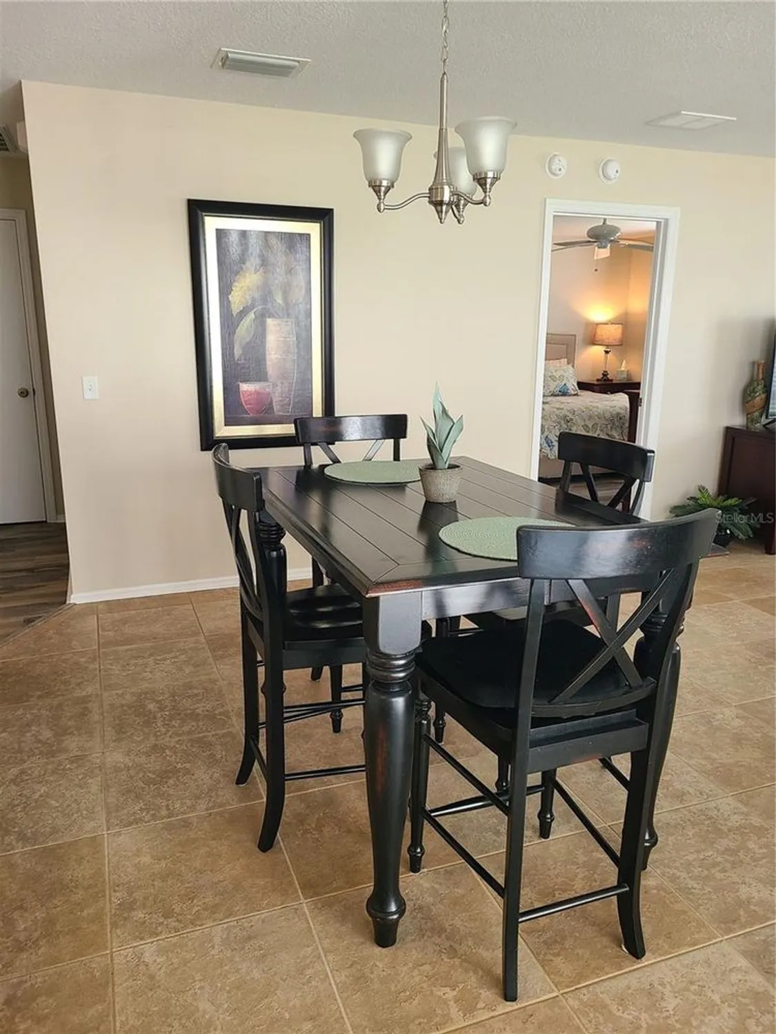 Property Slideshow image 7 of 16 | 420 canterbury ct, The Villages, FL, 32162