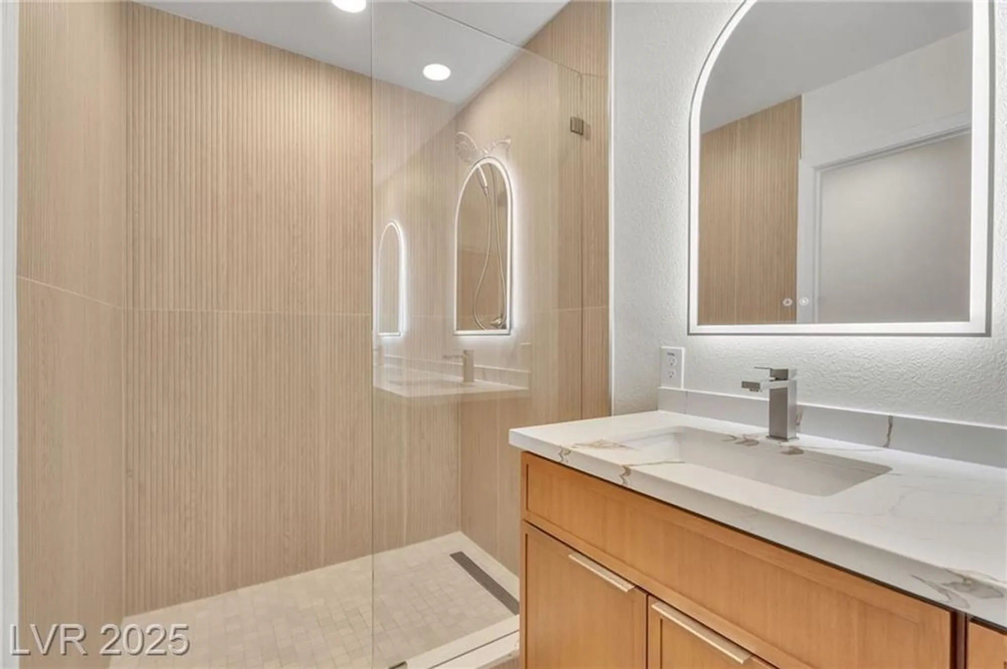 Property Slideshow image 37 of 61 | 8537 glenmount dr, Las Vegas, NV, 89134