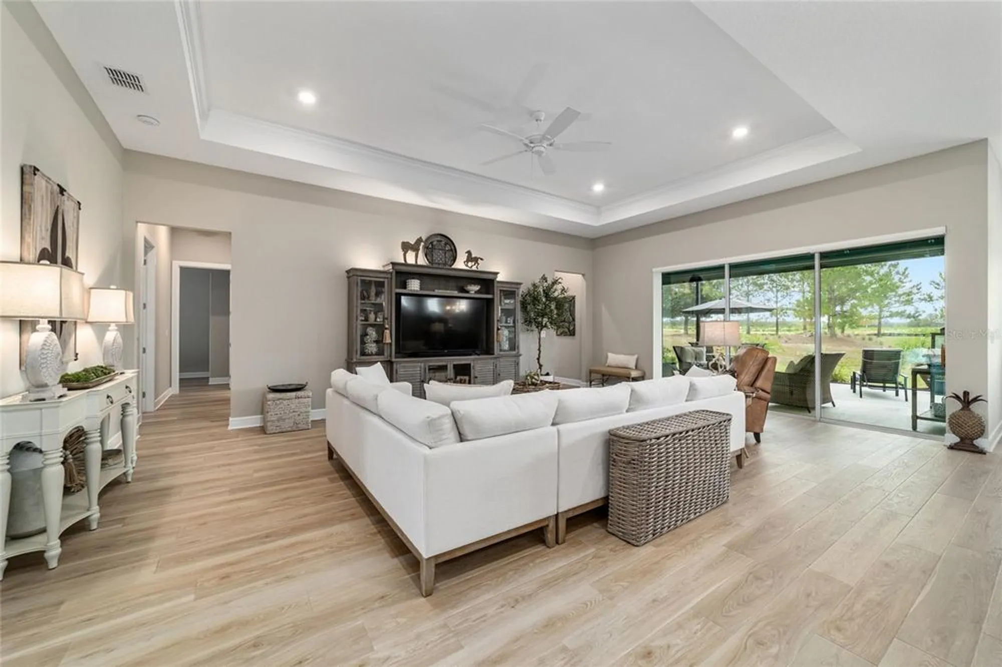 Property Slideshow image 9 of 86 | 8606 sw 61st loop, Ocala, FL, 34481