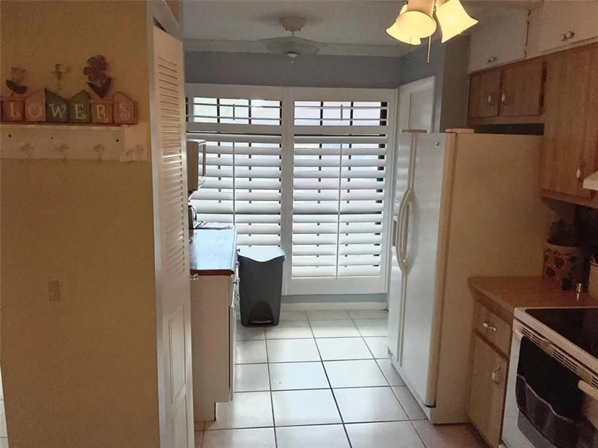 Property Slideshow image 8 of 11 | 1719 sw 19th ave, Deerfield Beach, FL, 33442