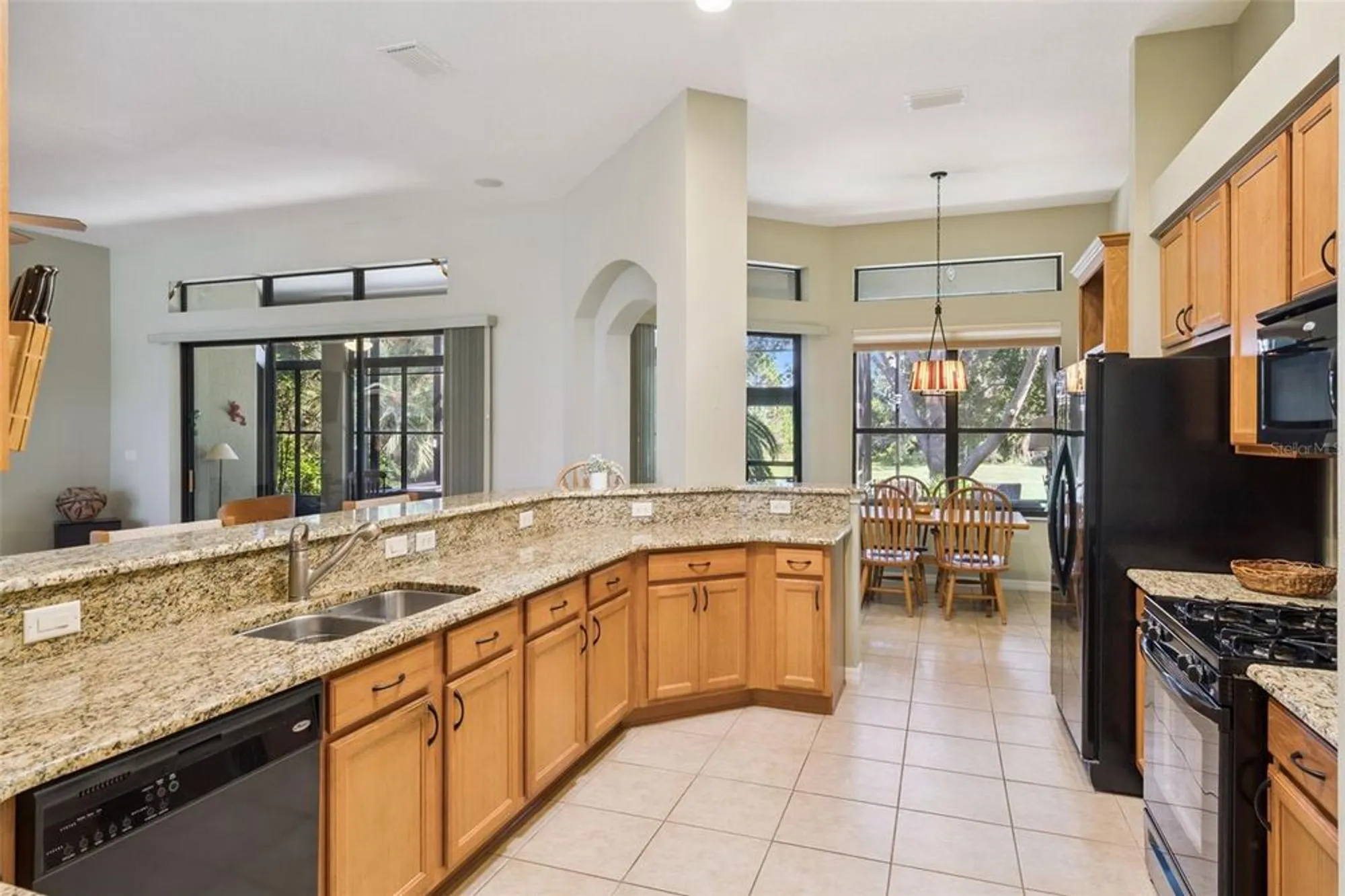 Property Slideshow image 14 of 47 | 27238 stoney brook dr, Leesburg, FL, 34748
