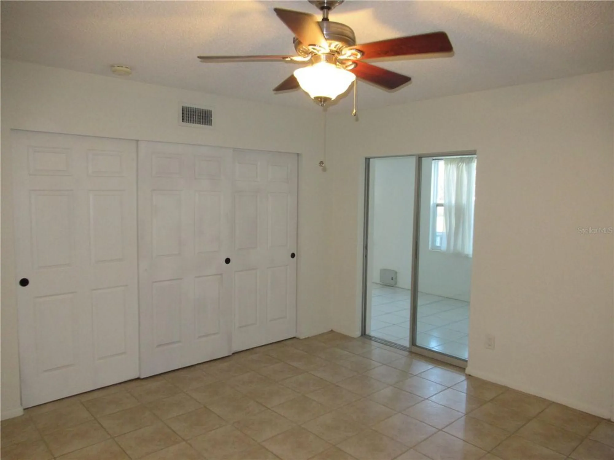 Property Slideshow image 16 of 23 | 2073 denmark st 5, Clearwater, FL, 33763