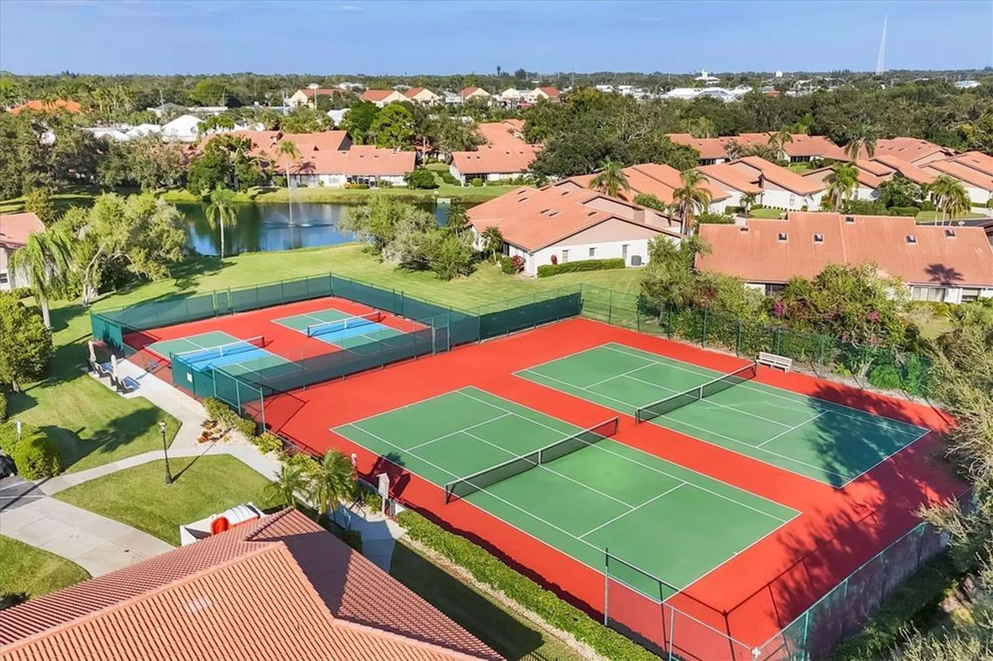 Property Slideshow image 53 of 55 | 3861 wilshire cir 115, Sarasota, FL, 34238