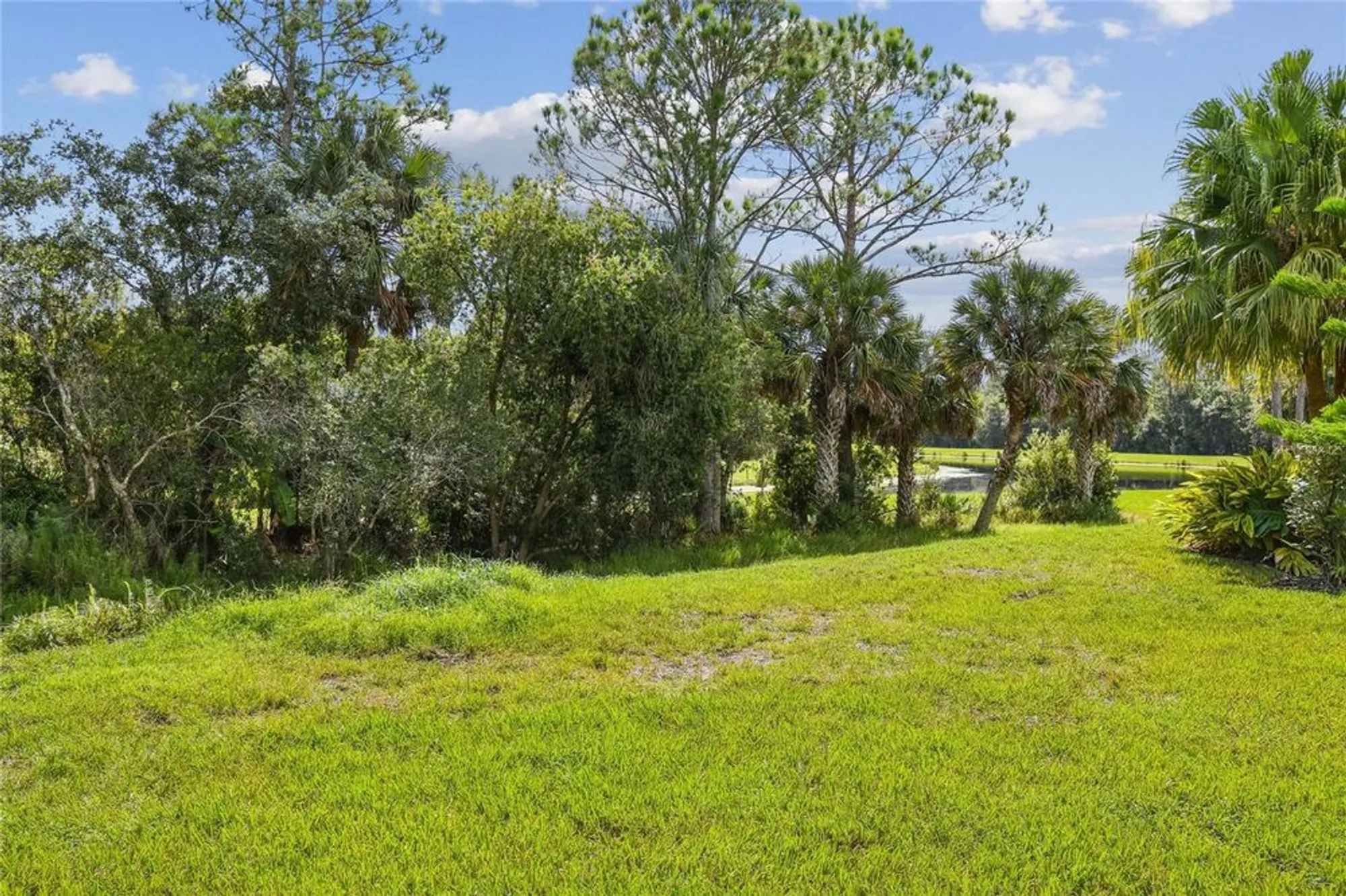 Property Slideshow image 45 of 60 | 107 los gatos pl, Poinciana, FL, 34759