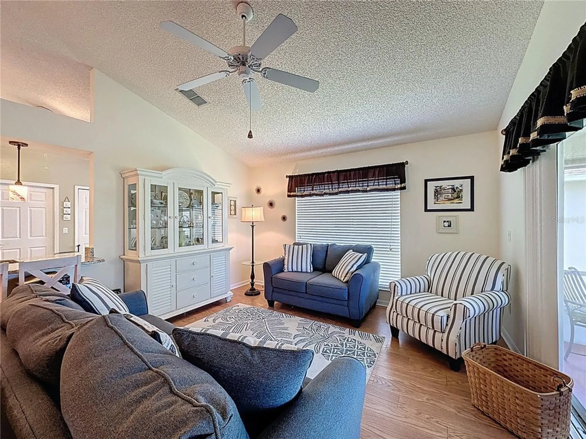 Property Slideshow image 15 of 69 | 3706 doune way, Clermont, FL, 34711