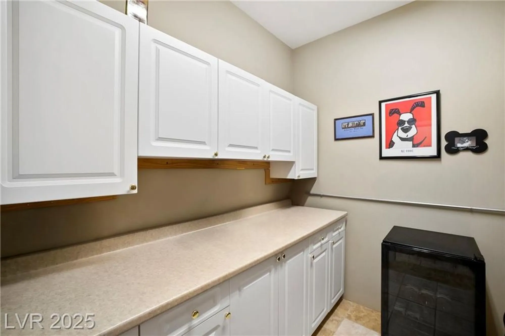 Property Slideshow image 7 of 24 | 2731 goldcreek st, Henderson, NV, 89052