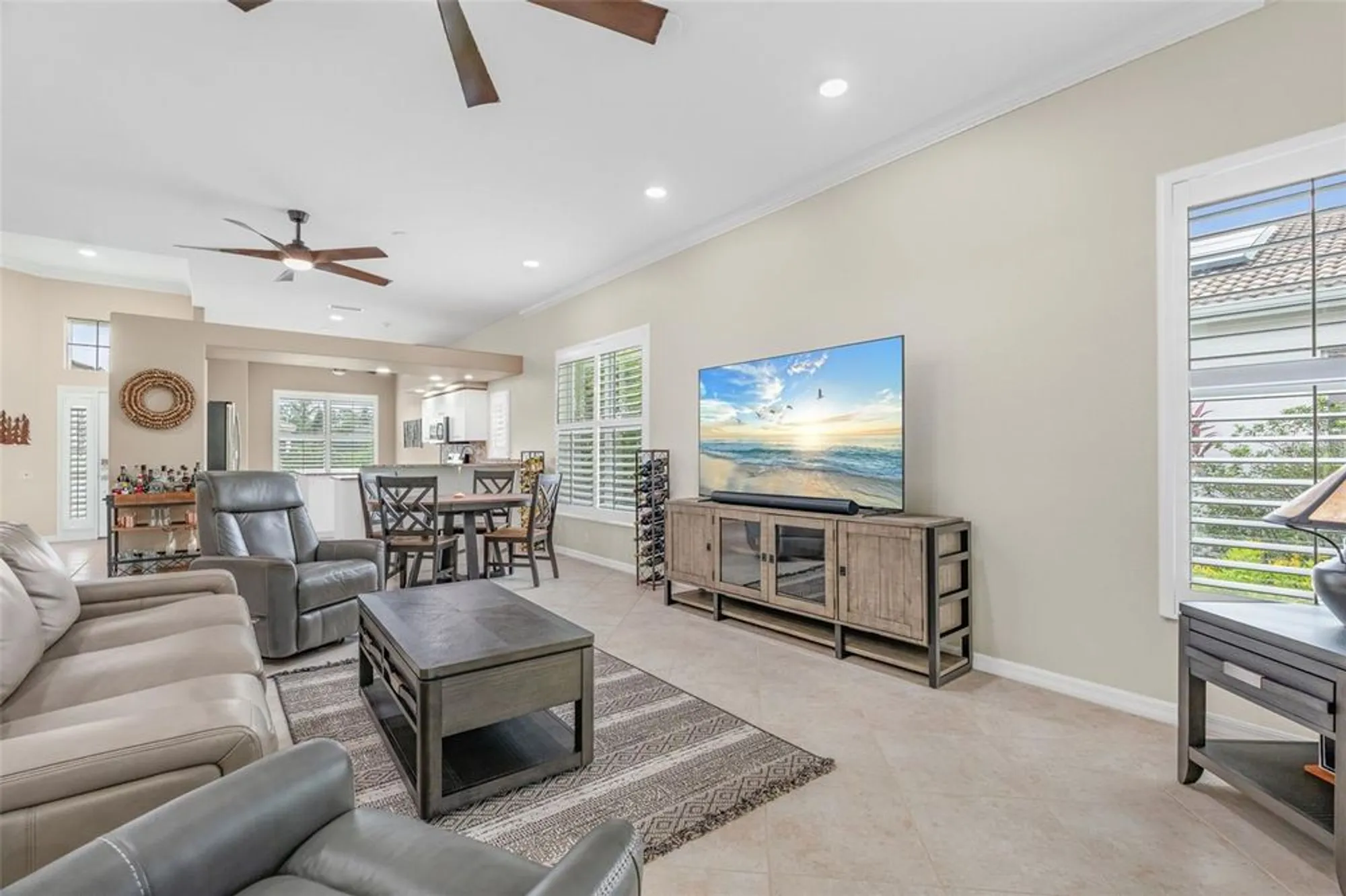 Property Slideshow image 18 of 48 | 7161 drewrys blf, Bradenton, FL, 34203