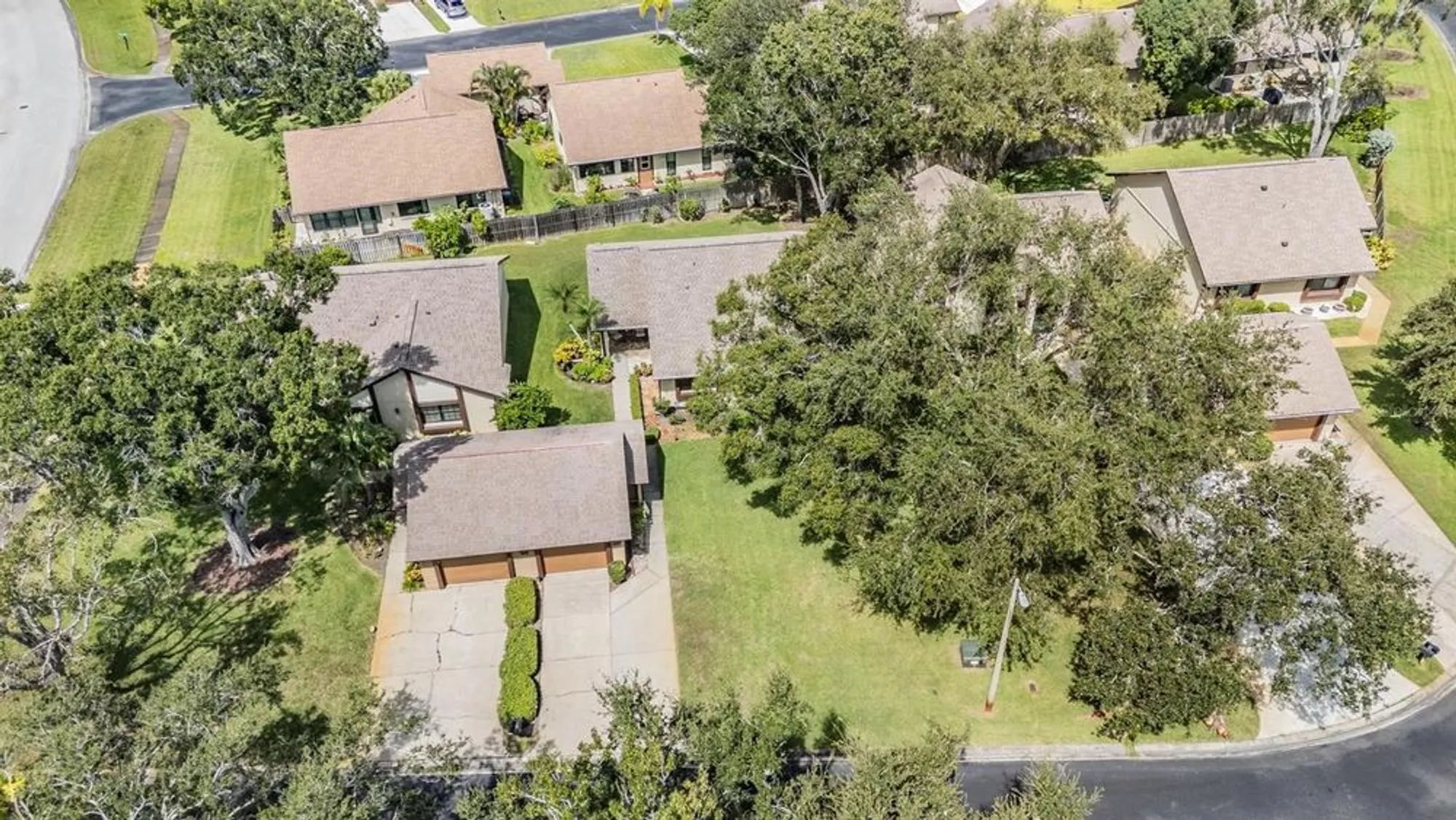 Property Slideshow image 34 of 38 | 2267 sequoia dr, Clearwater, FL, 33763