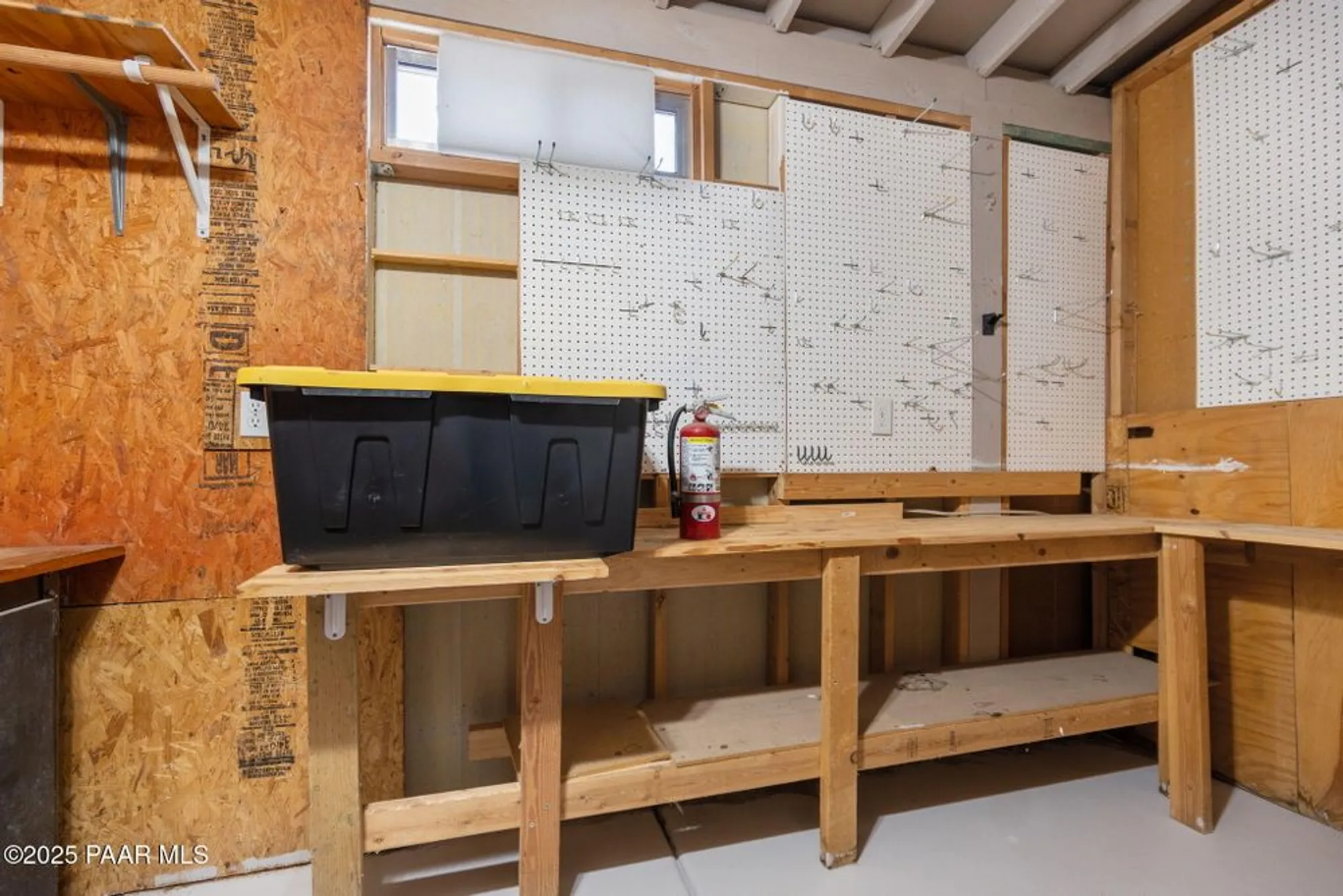 Property Slideshow image 20 of 22 | 547 n vermillion dr, Dewey-Humboldt, AZ, 86327