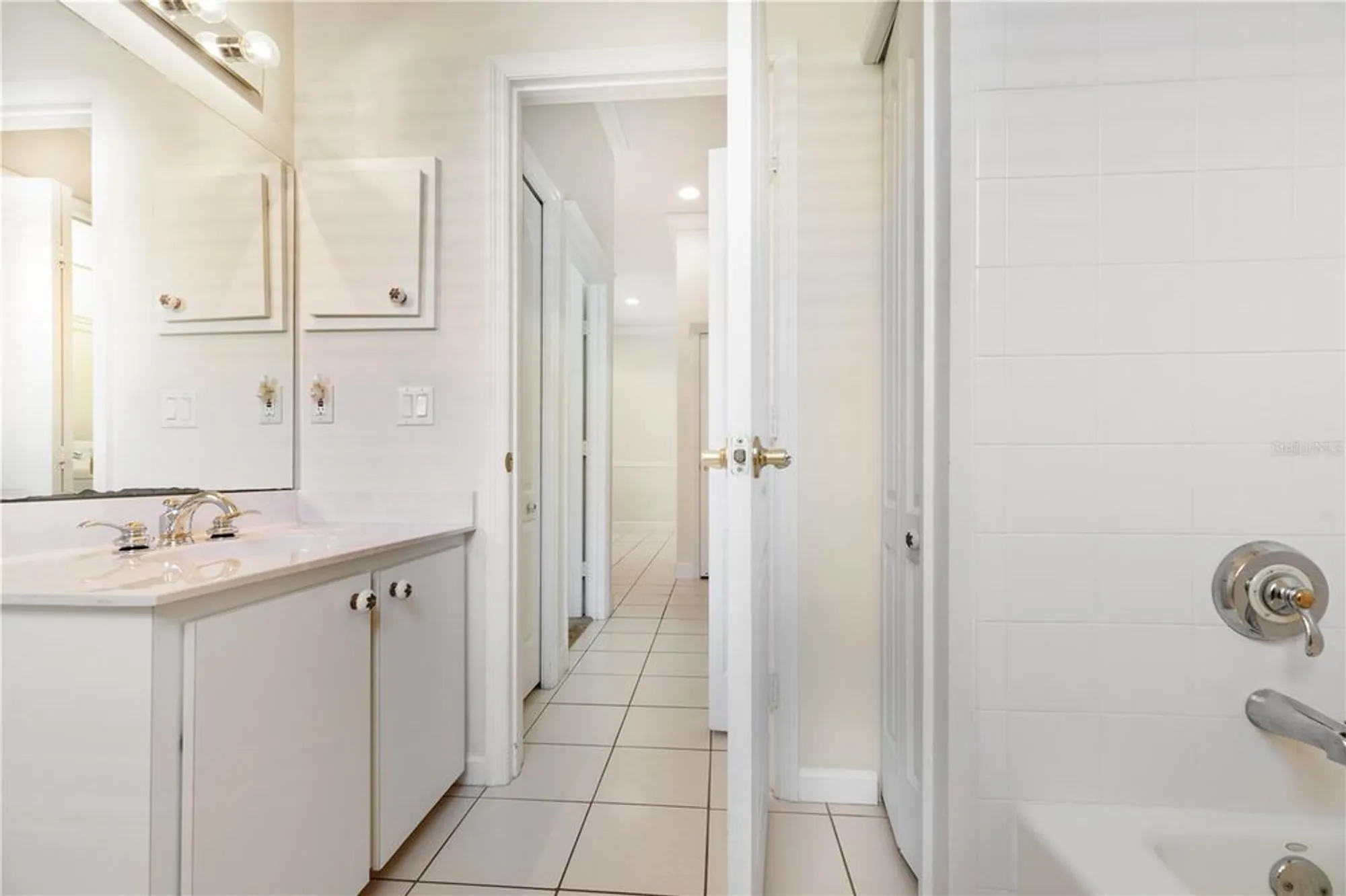 Property Slideshow image 21 of 50 | 1318 asher ct, Ormond Beach, FL, 32174