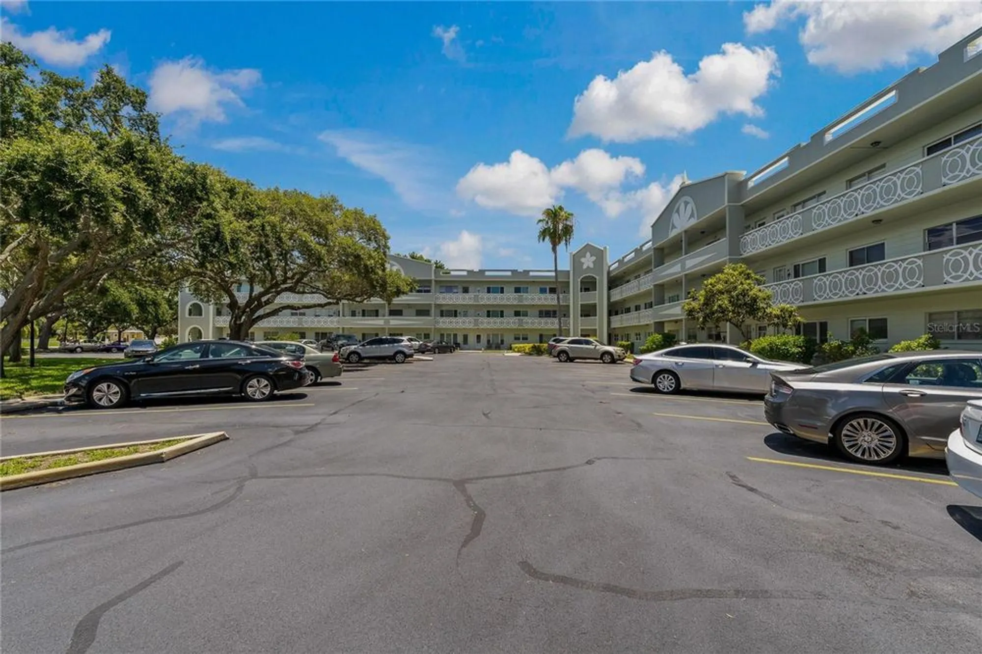 Property Slideshow image 33 of 40 | 2257 world parkway blvd 61, Clearwater, FL, 33763